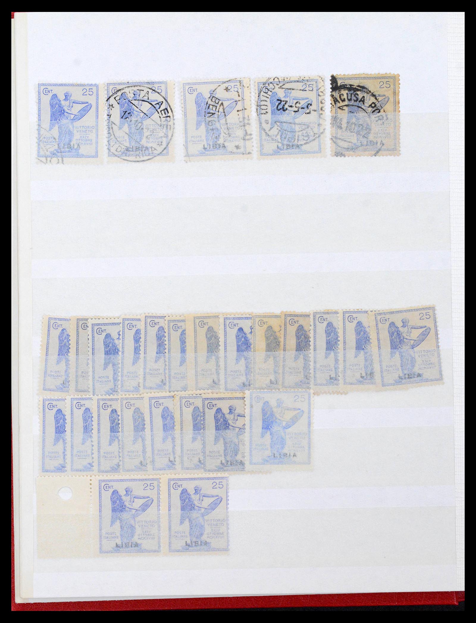 38515 0108 - Stamp collection 38515 Italy and colonies special collection Vittorio 19