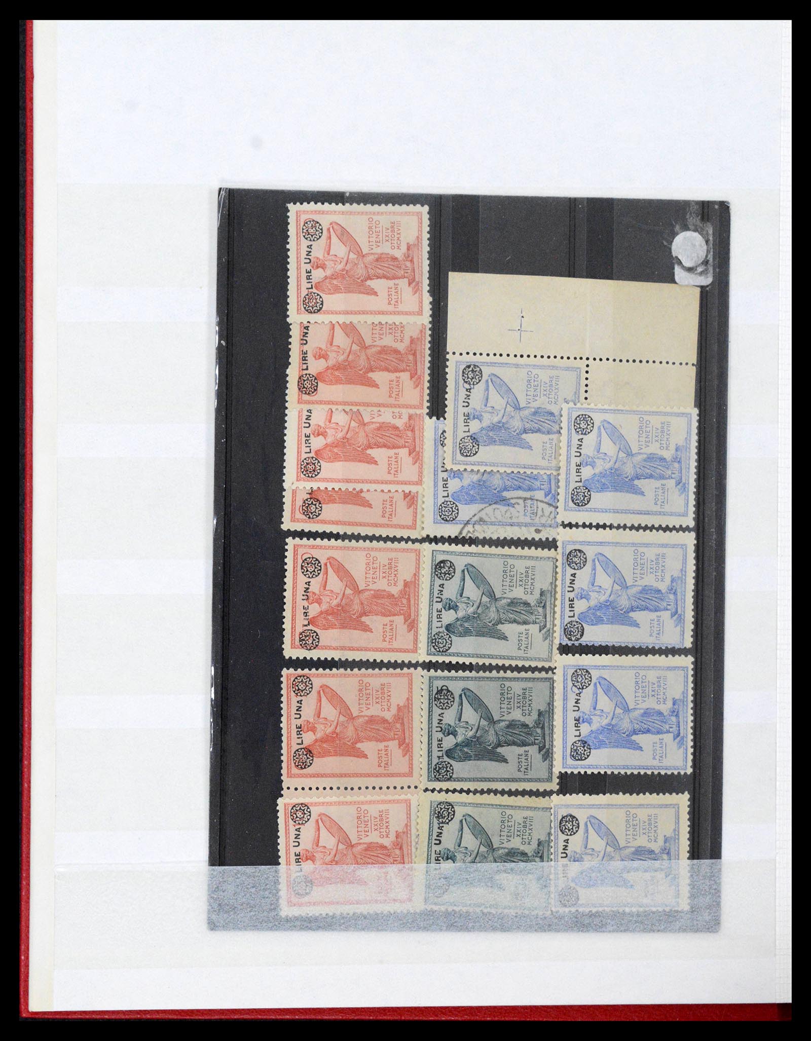 38515 0112 - Stamp collection 38515 Italy and colonies special collection Vittorio 19