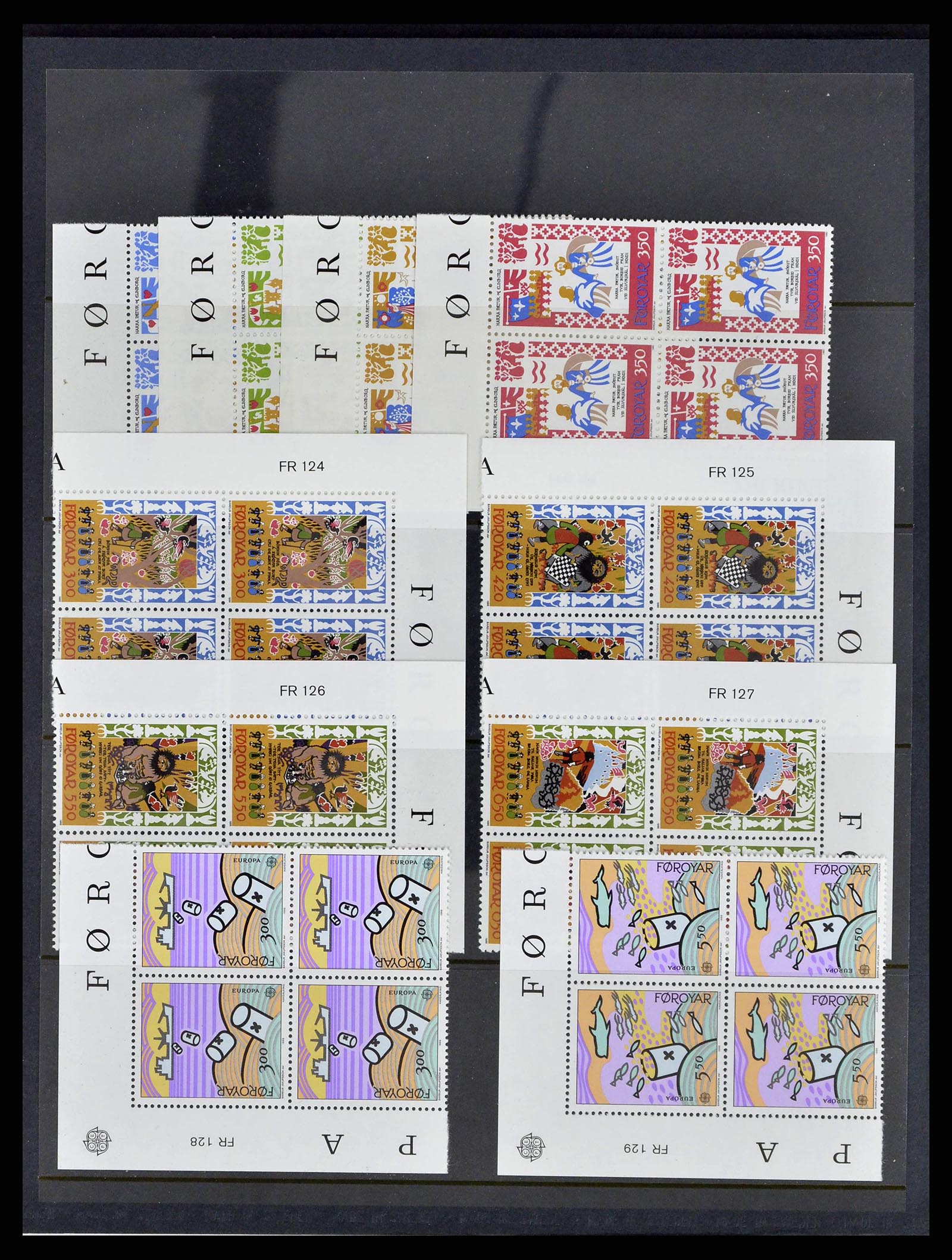 38539 0030 - Postzegelverzameling 38539 Faeroer 1923-1994.