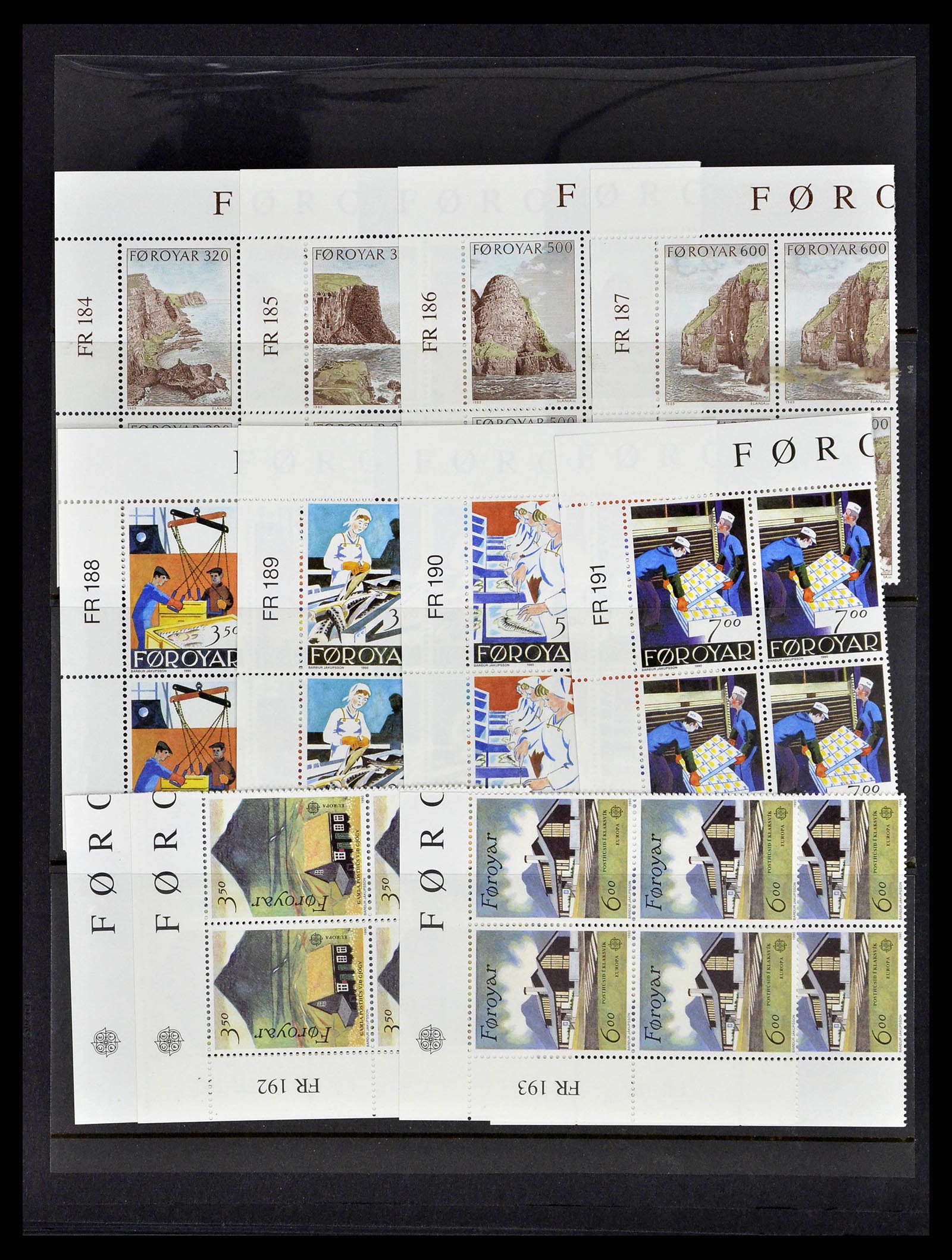 38539 0038 - Postzegelverzameling 38539 Faeroer 1923-1994.