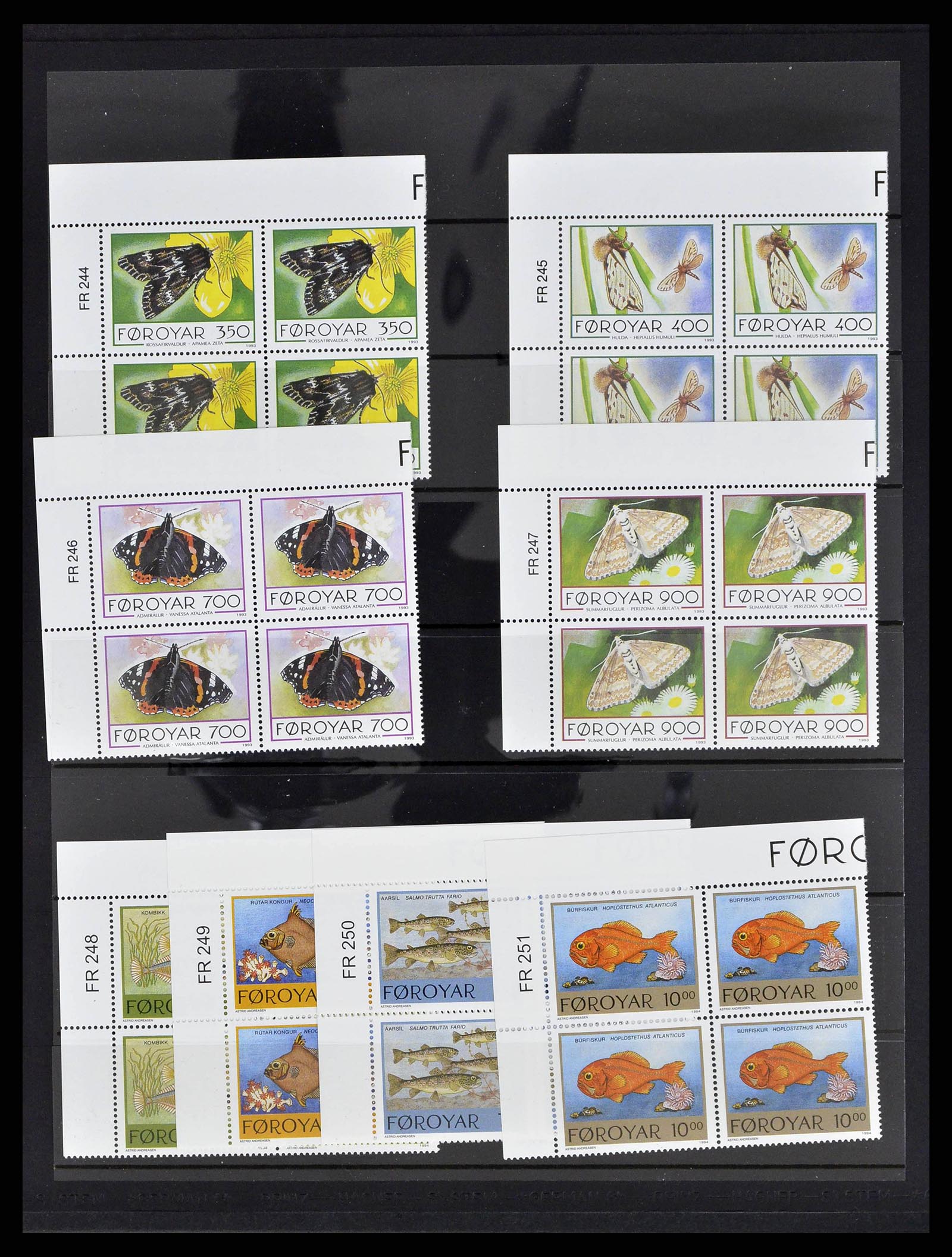 38539 0044 - Postzegelverzameling 38539 Faeroer 1923-1994.