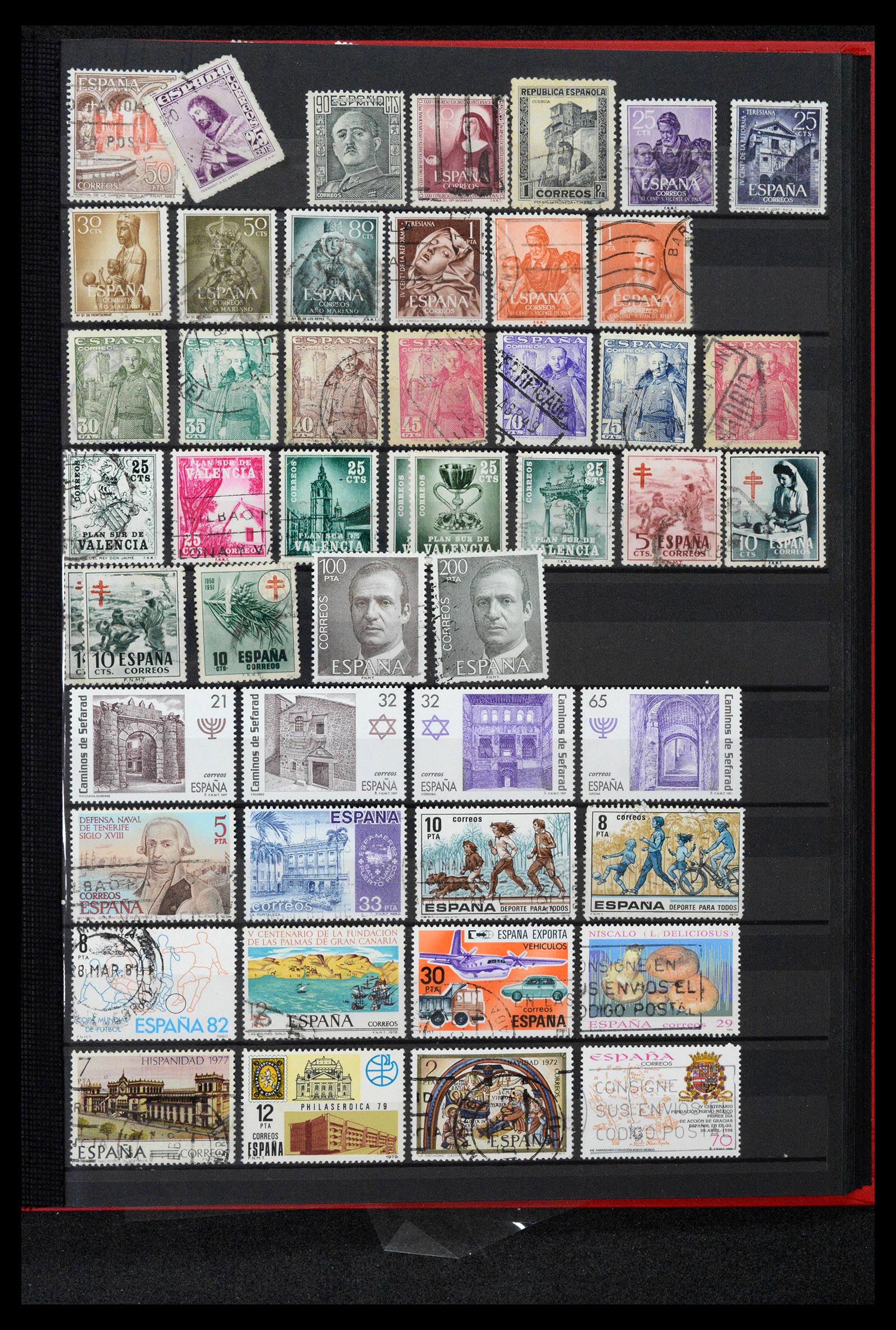 38561 4748 - Postzegelverzameling 38561 Wereld 1880-1980.