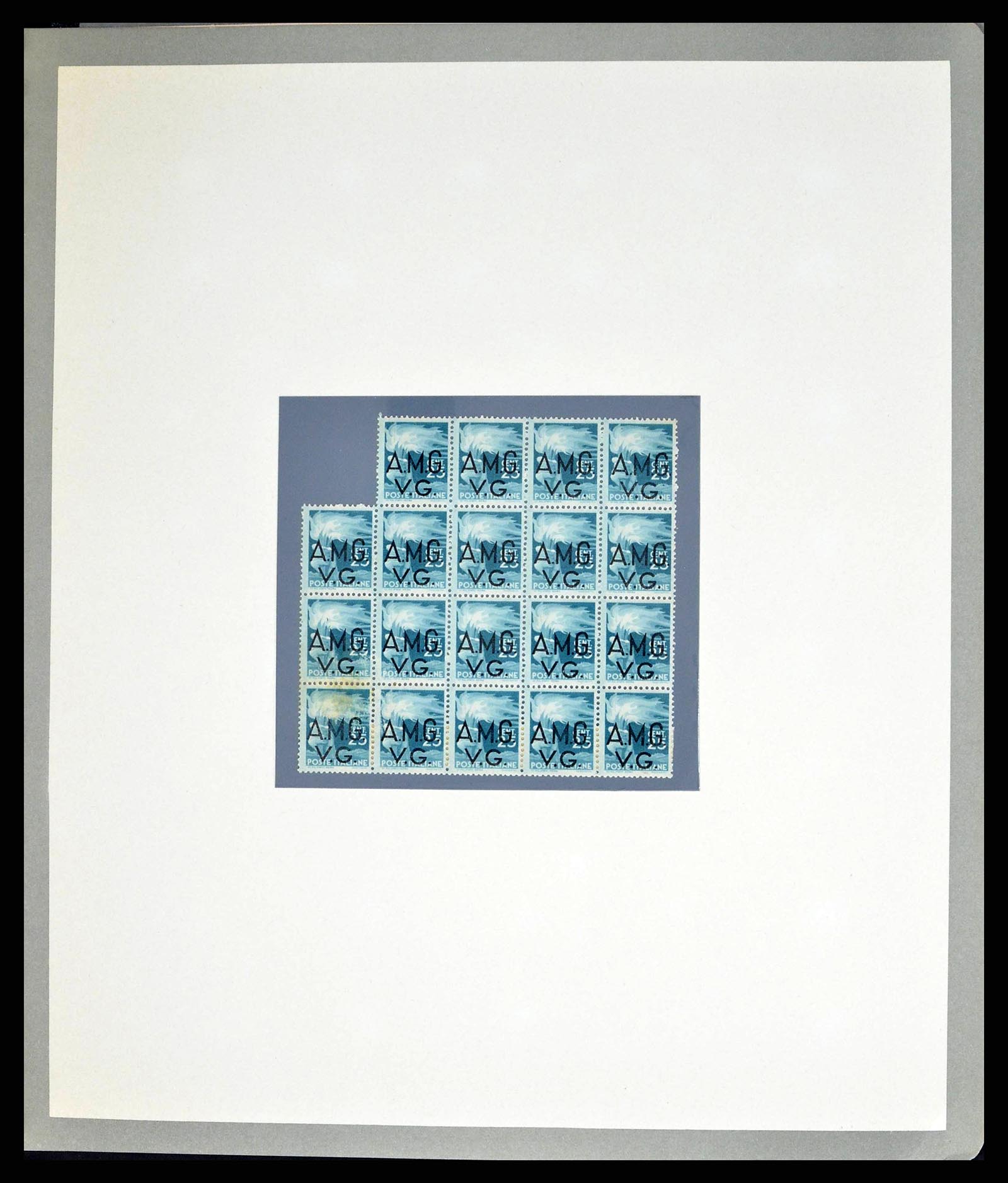 38590 0036 - Stamp collection 38590 Triest-A over-complete collection 1947-1954.