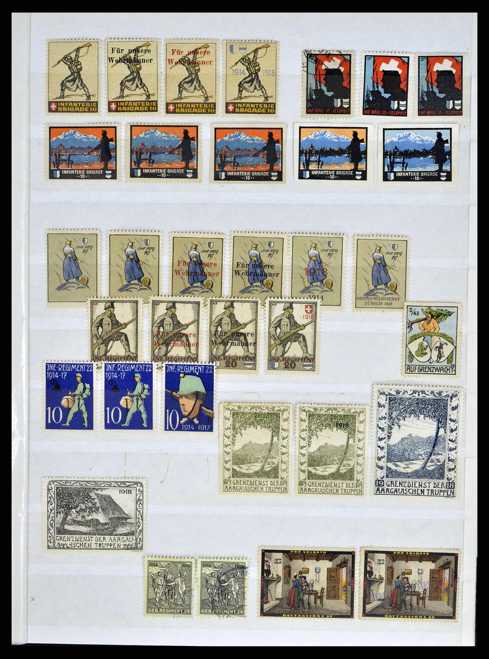 38695 0005 - Postzegelverzameling 38695 Zwitserland soldatenzegels 1914-1945.