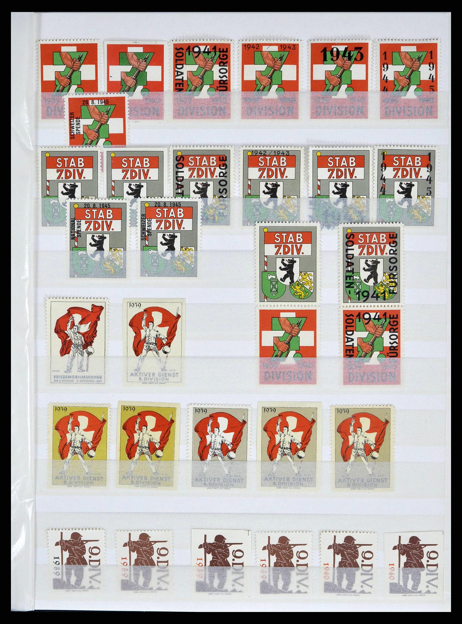 38695 0011 - Postzegelverzameling 38695 Zwitserland soldatenzegels 1914-1945.