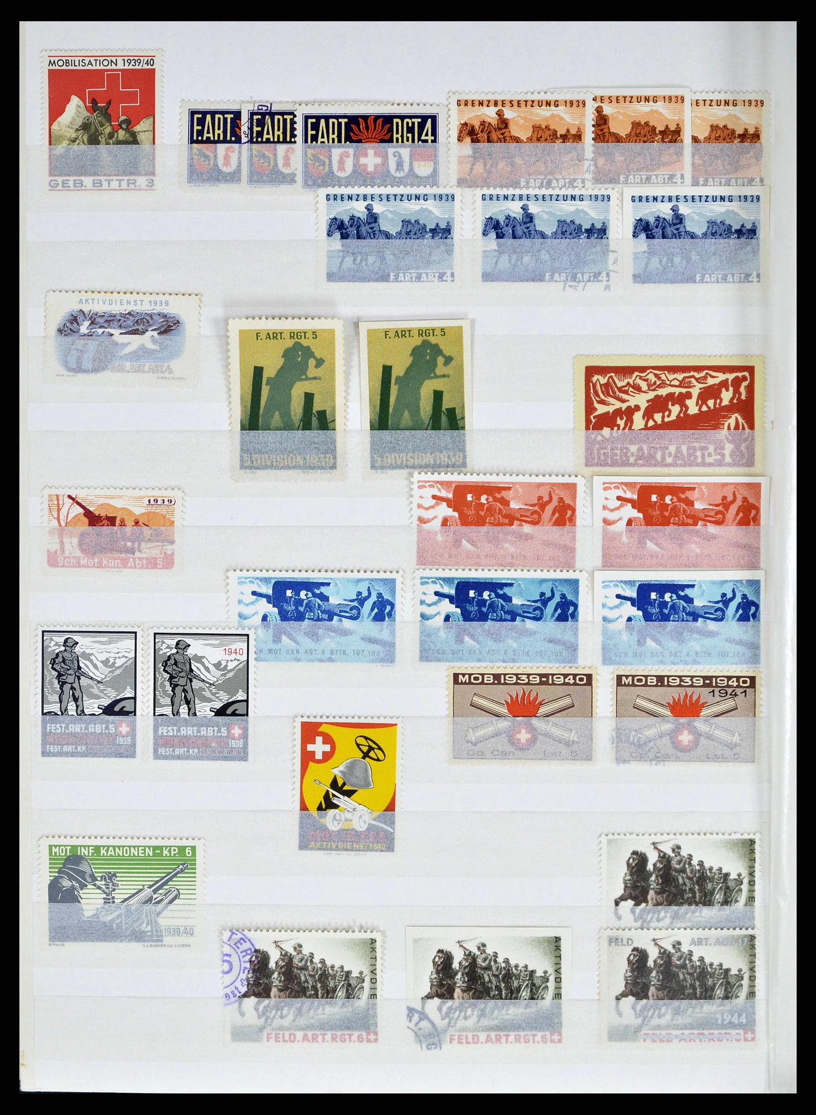 38695 0014 - Postzegelverzameling 38695 Zwitserland soldatenzegels 1914-1945.