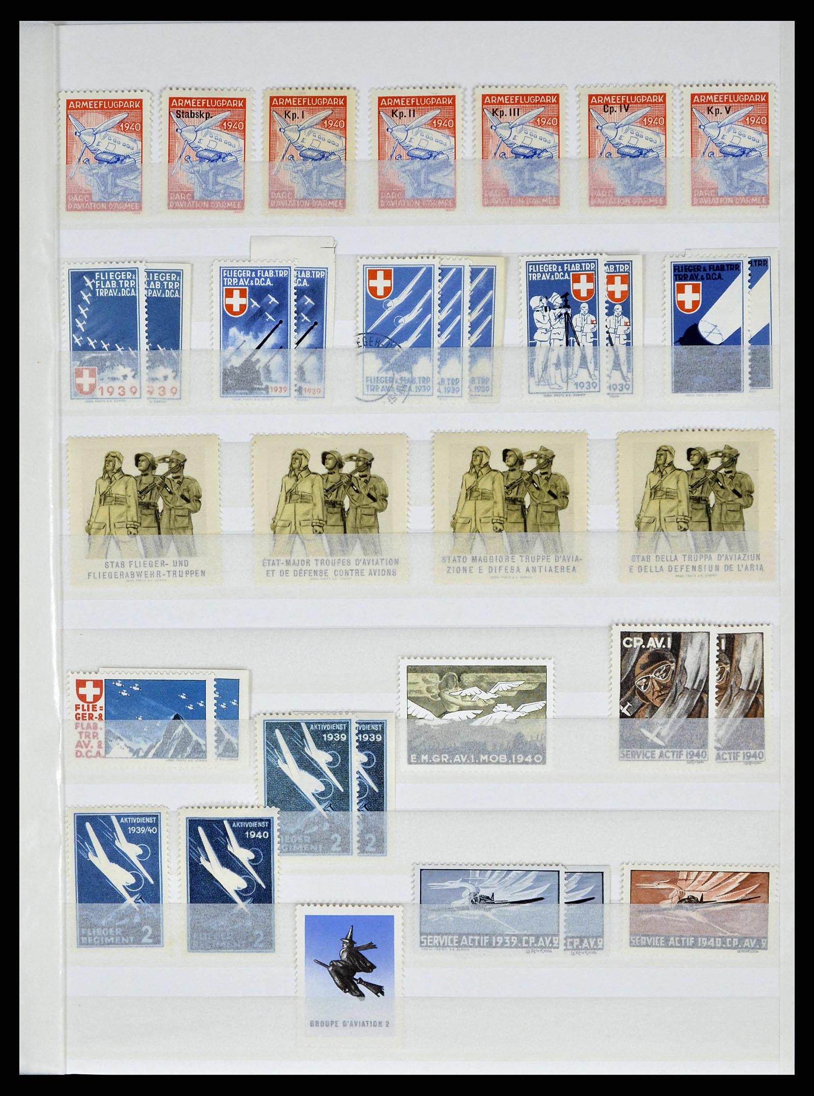 38695 0027 - Postzegelverzameling 38695 Zwitserland soldatenzegels 1914-1945.