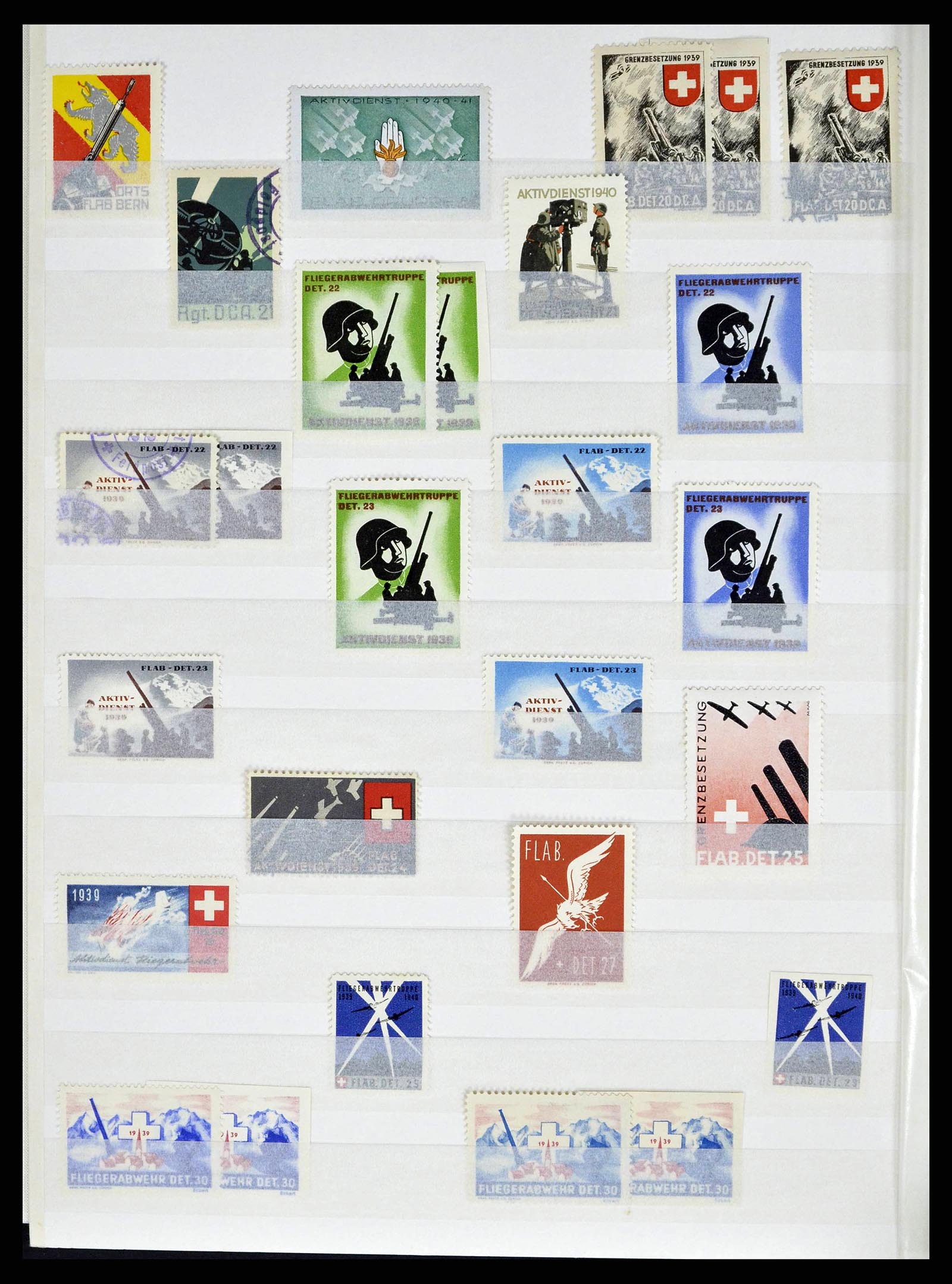 38695 0032 - Postzegelverzameling 38695 Zwitserland soldatenzegels 1914-1945.