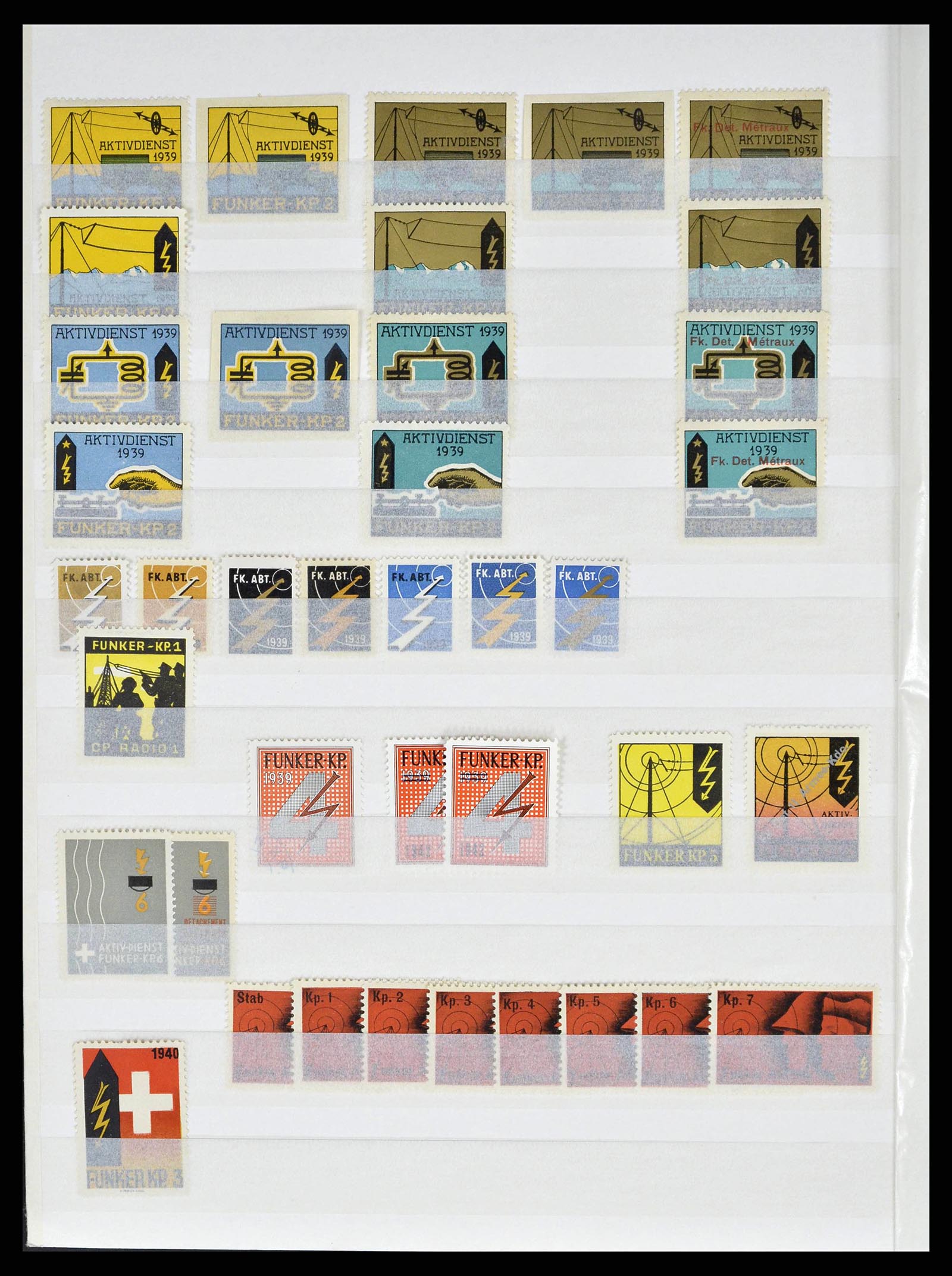 38695 0036 - Postzegelverzameling 38695 Zwitserland soldatenzegels 1914-1945.