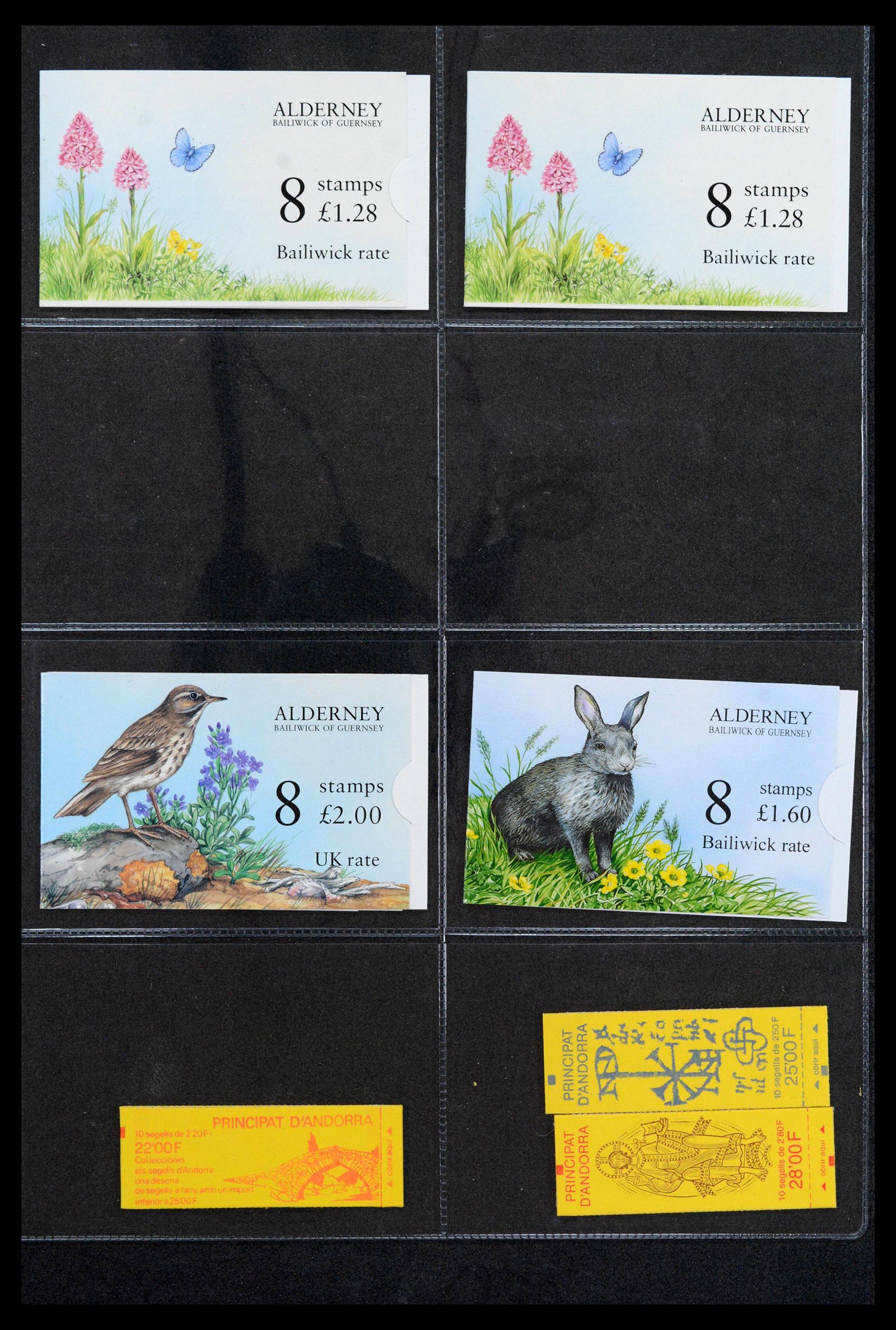 38761 0092 - Postzegelverzameling 38761 Wereld postzegelboekjes.