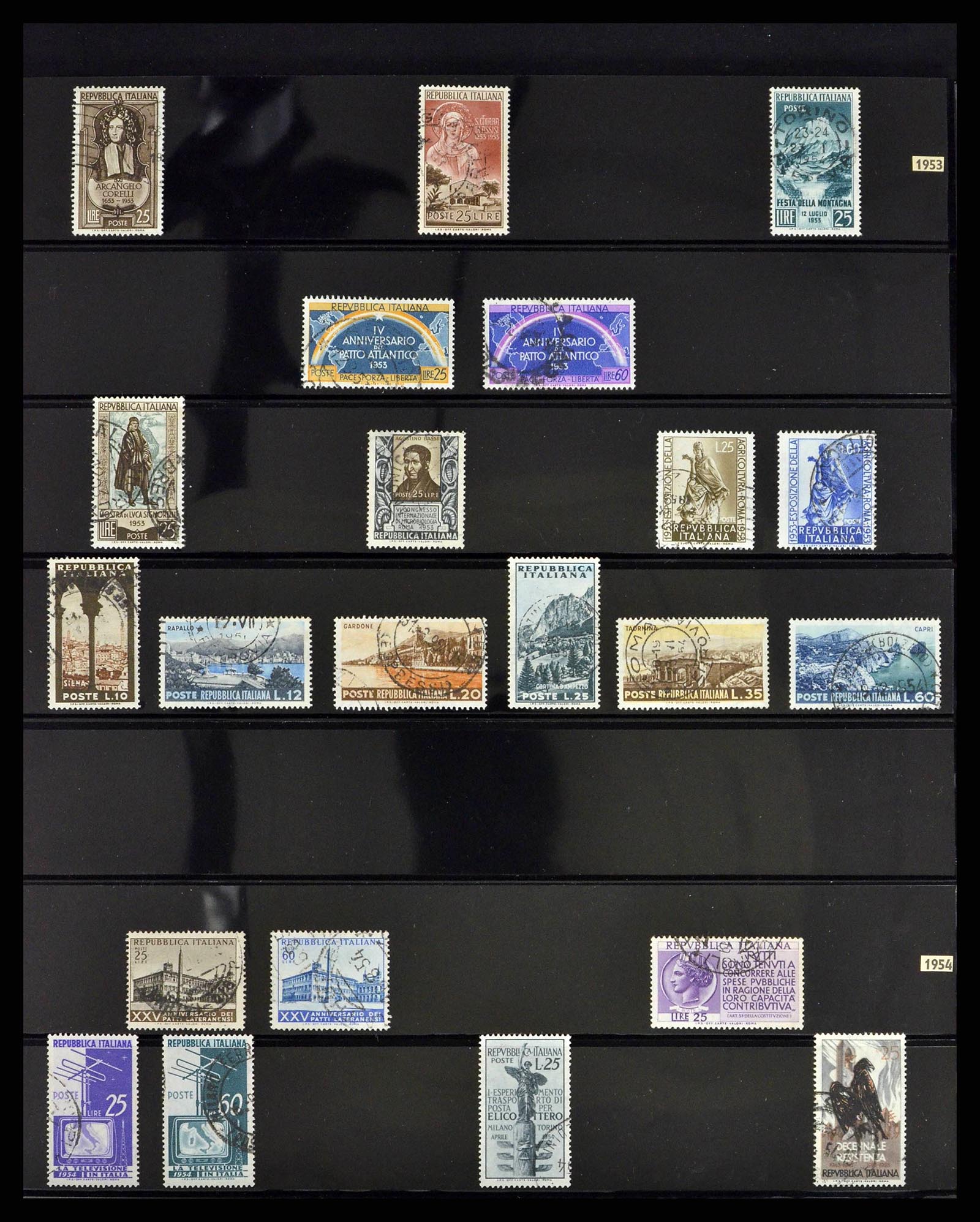 38802 0043 - Stamp collection 38802 Italy 1861-1961.