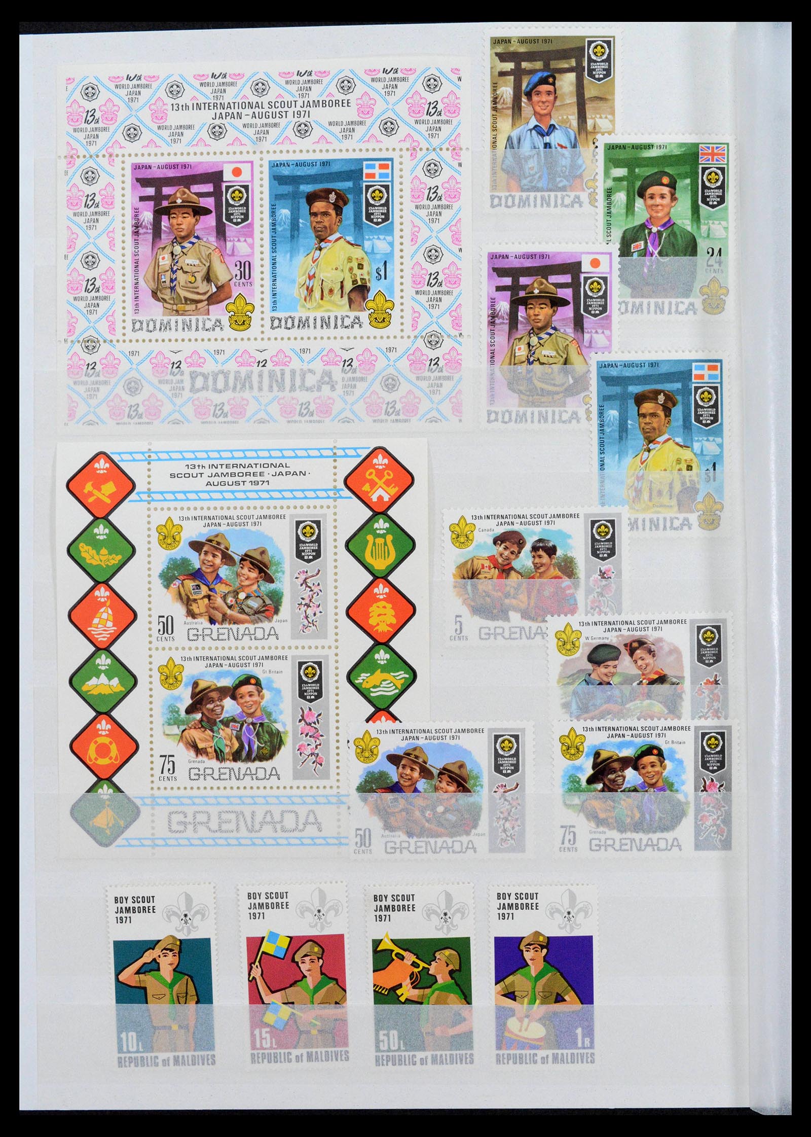 38806 0024 - Postzegelverzameling 38806 Motief scouting 1925-2007.