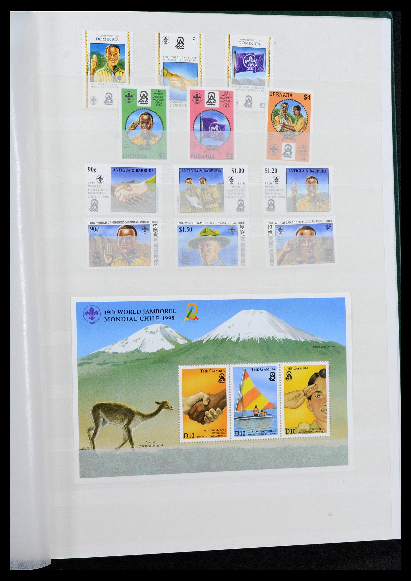 38806 0053 - Postzegelverzameling 38806 Motief scouting 1925-2007.