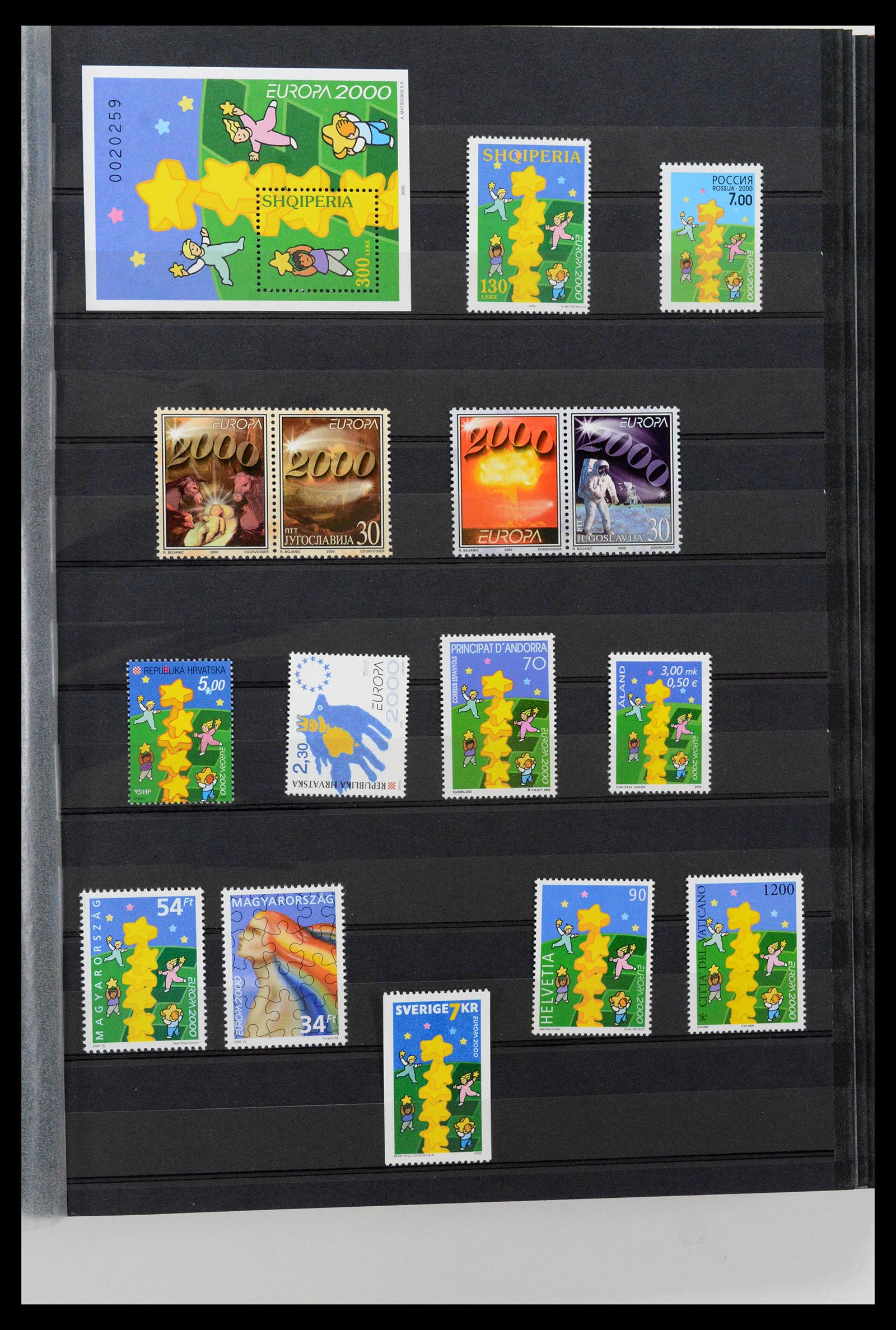 38906 0119 - Postzegelverzameling 38906 Europa CEPT 1963-2014.