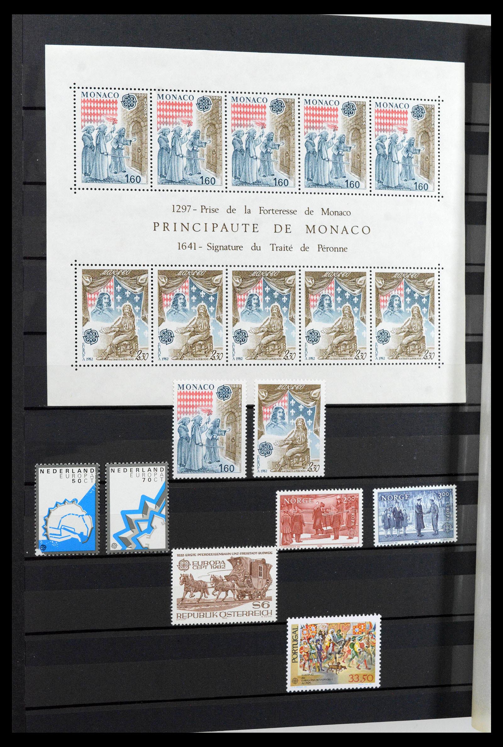 38906 0338 - Postzegelverzameling 38906 Europa CEPT 1963-2014.