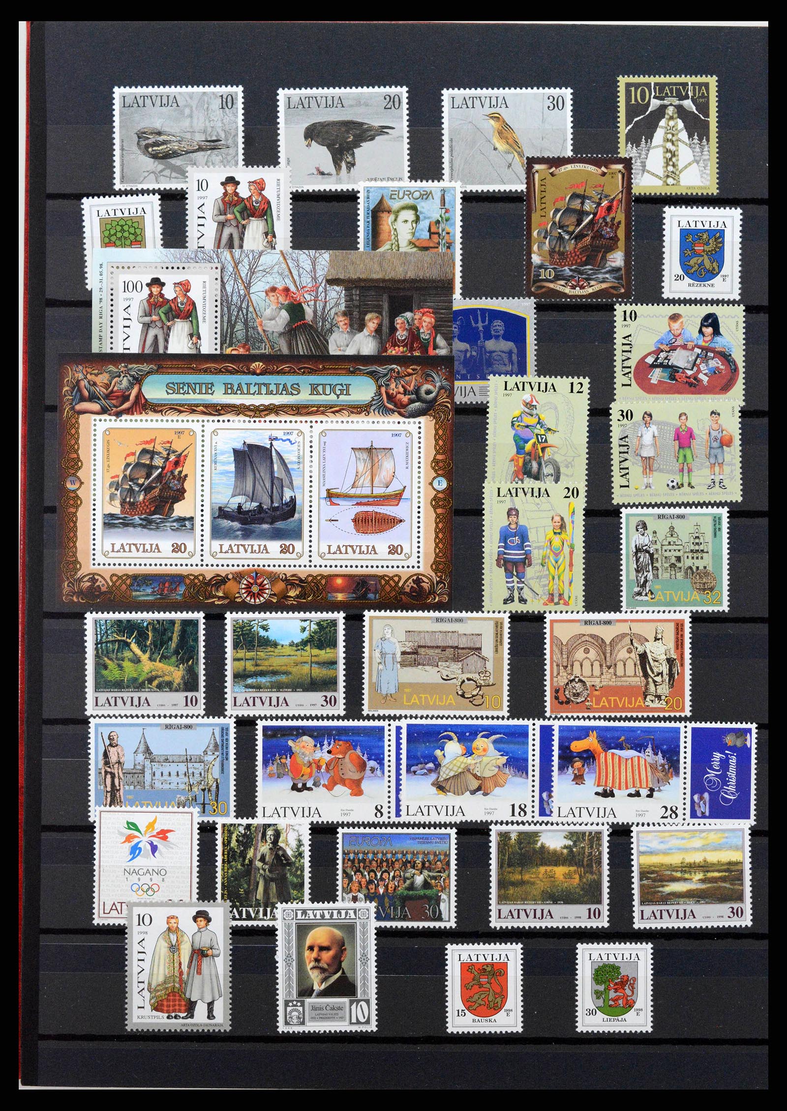 38921 0028 - Stamp collection 38921 Baltic States 1990-2001.