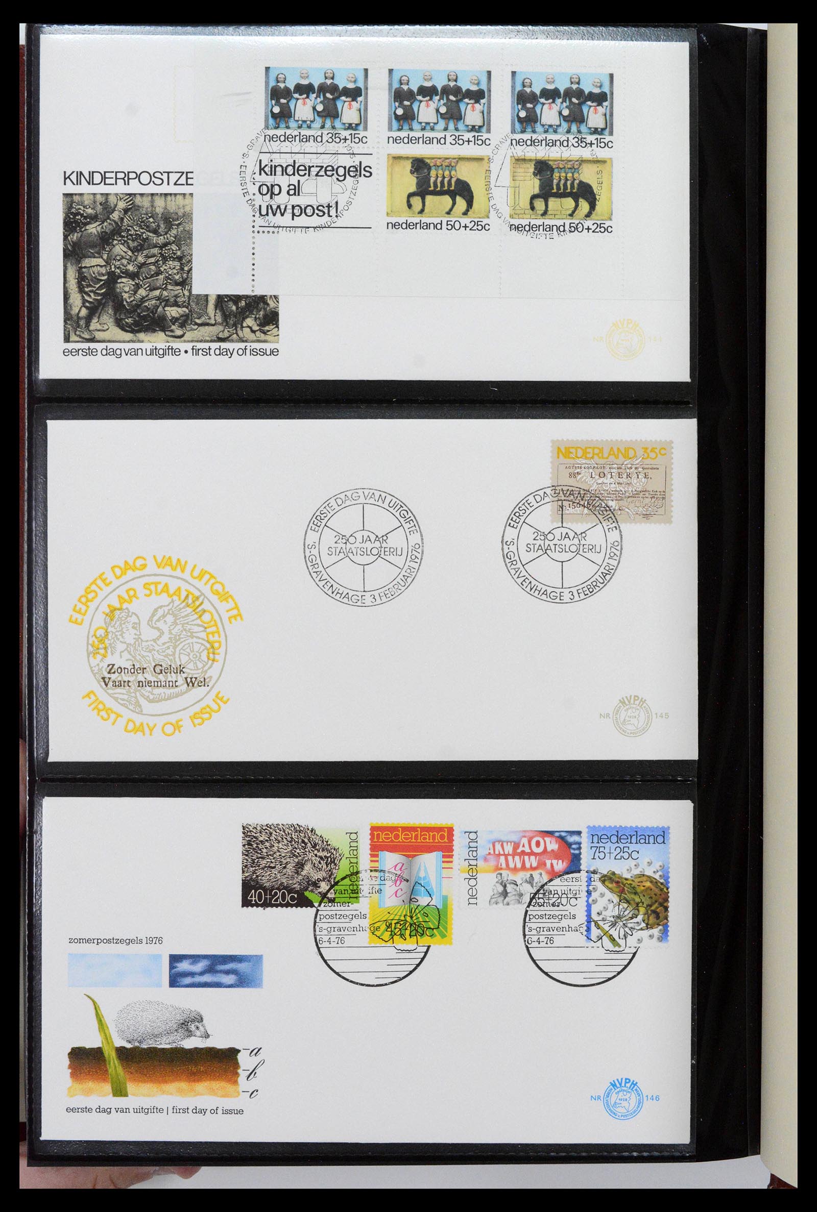 38943 0050 - Postzegelverzameling 38943 Nederland FDC's 1950-1975.
