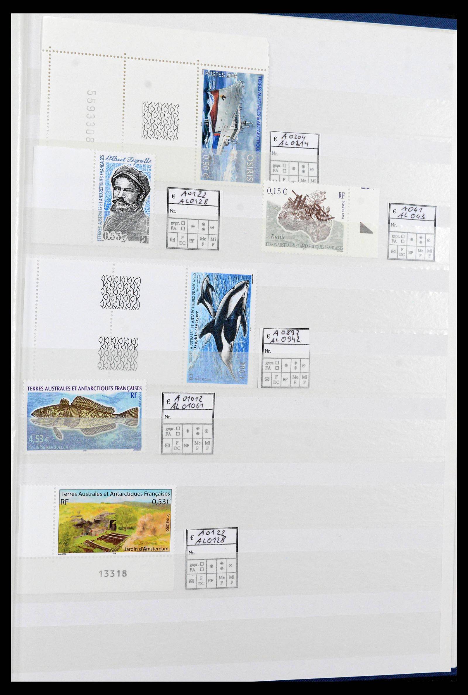 38999 0037 - Stamp collection 38999 French and British Antarctica 1956-2003.