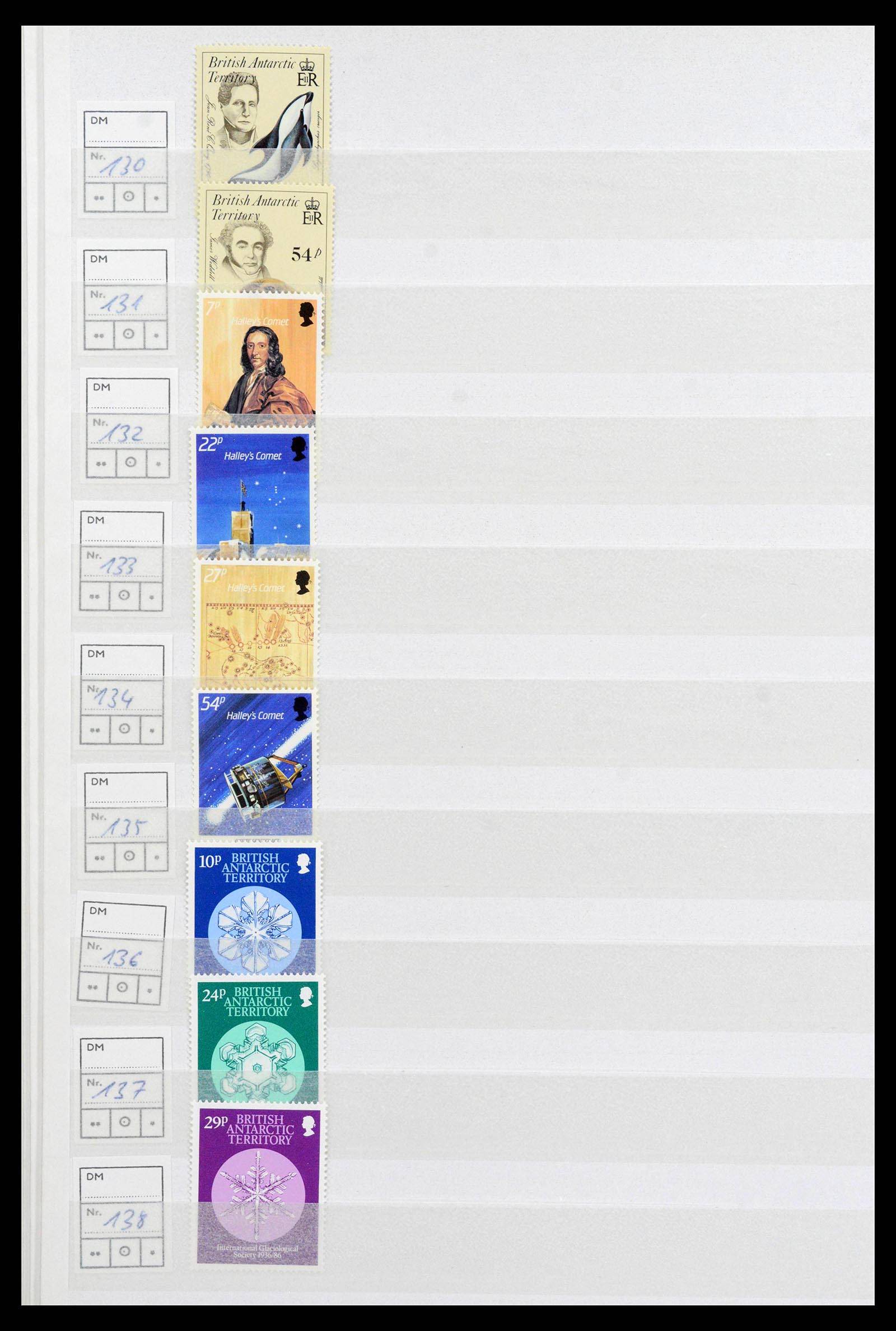 38999 0041 - Stamp collection 38999 French and British Antarctica 1956-2003.