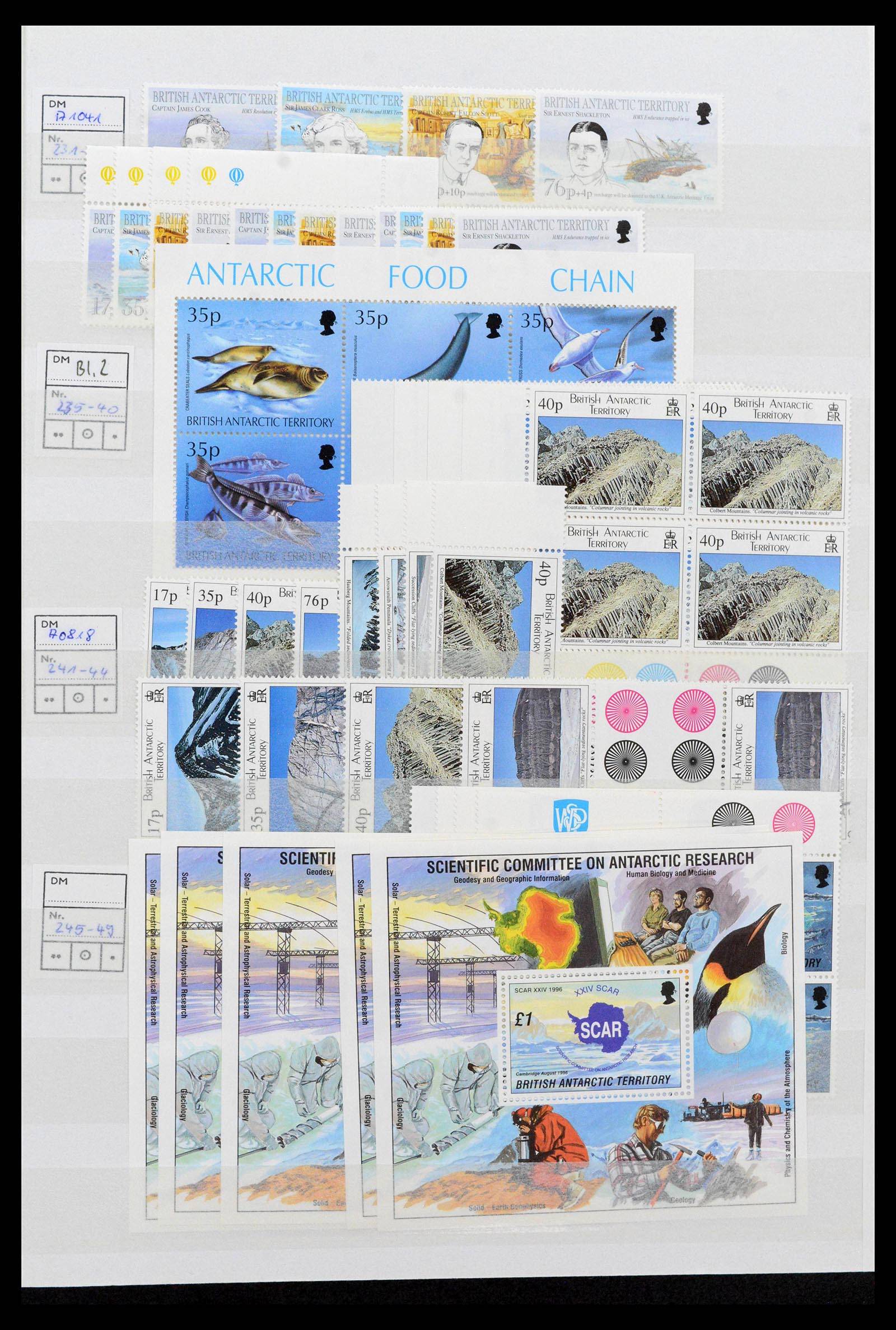 38999 0048 - Stamp collection 38999 French and British Antarctica 1956-2003.