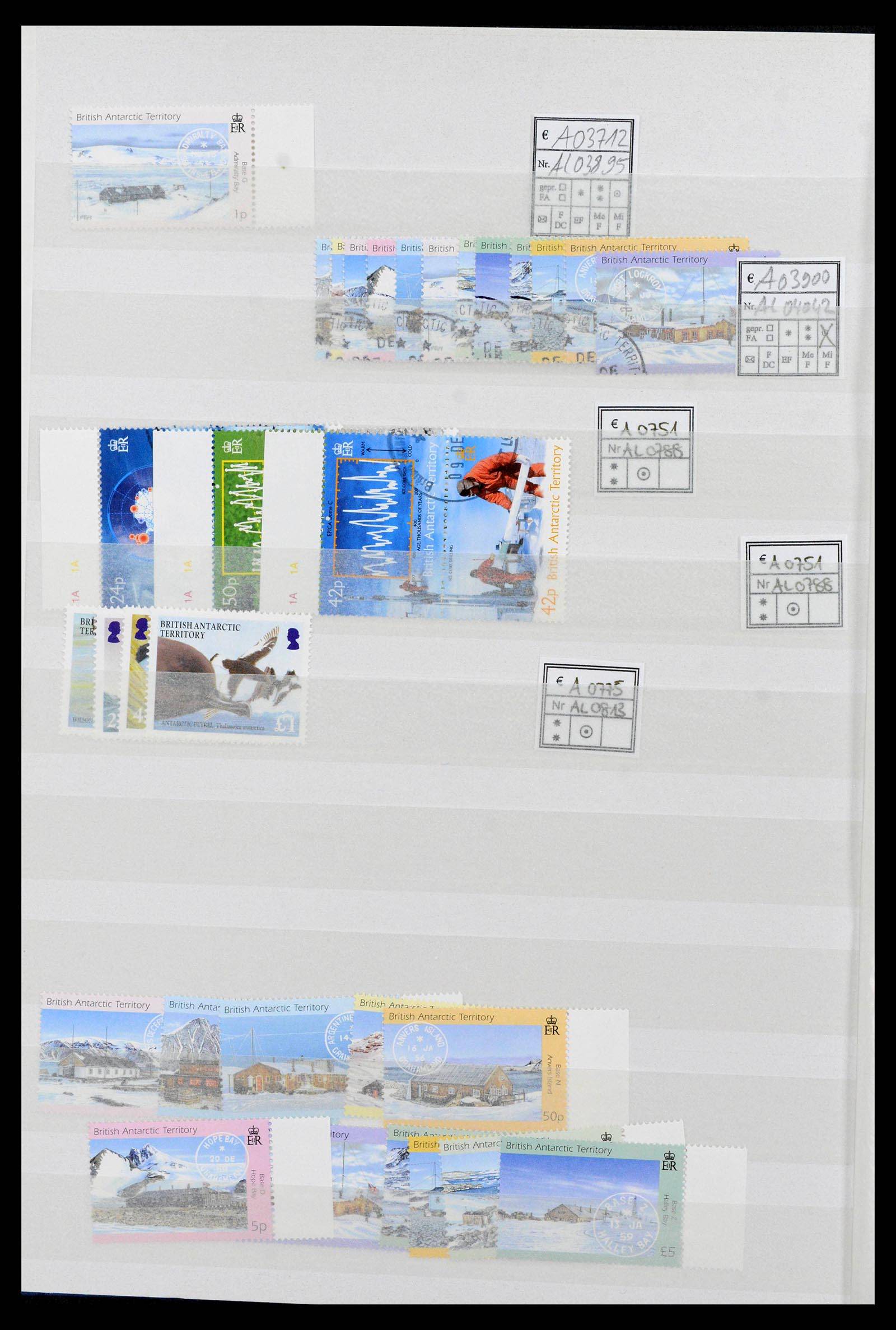 38999 0053 - Stamp collection 38999 French and British Antarctica 1956-2003.
