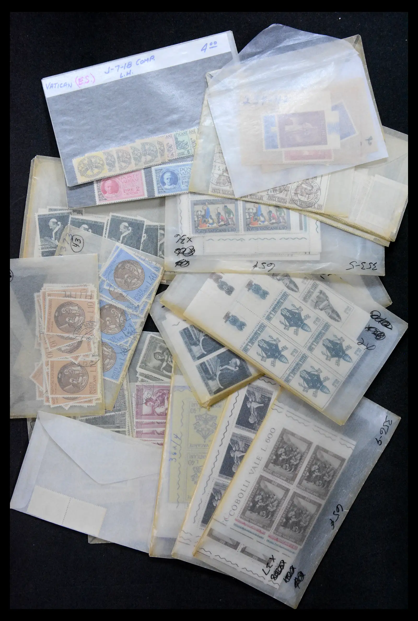 39182 0009 - Stamp collection 39182 Vaticaan 1929-2010.