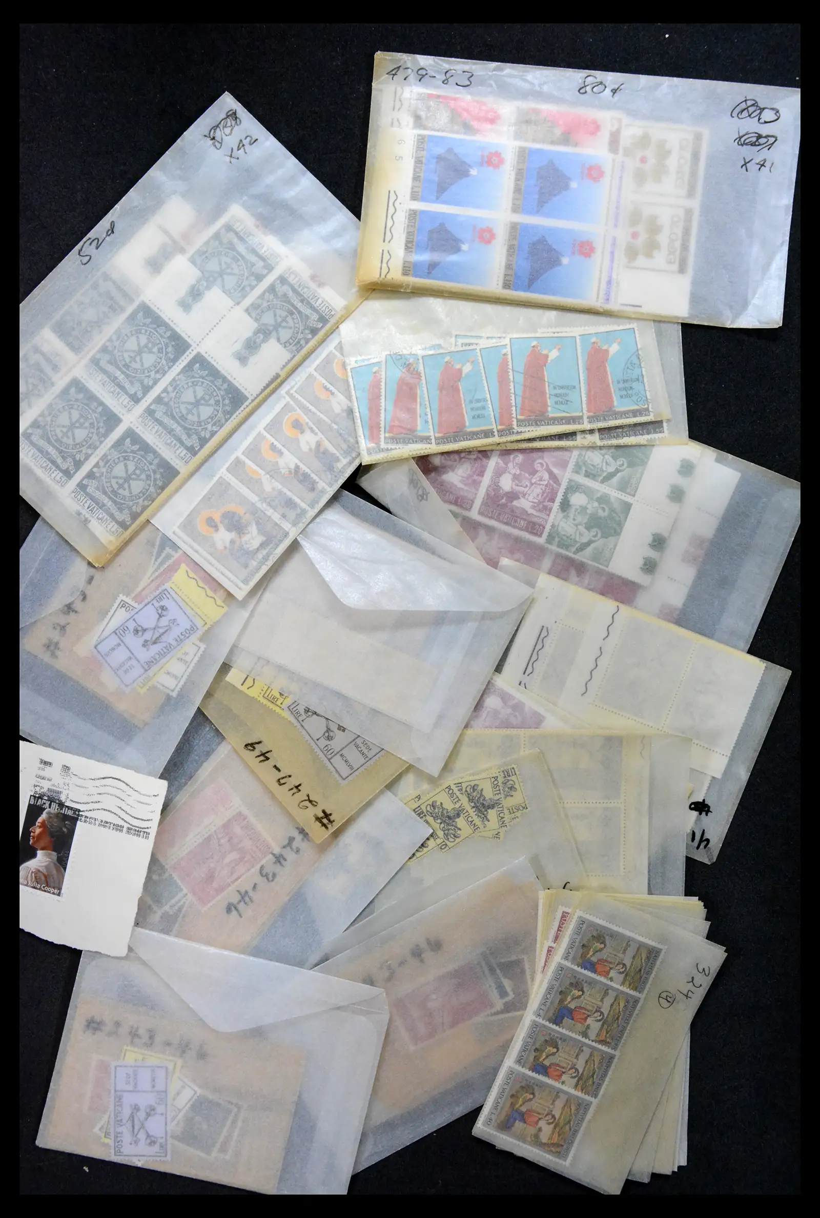 39182 0014 - Stamp collection 39182 Vaticaan 1929-2010.