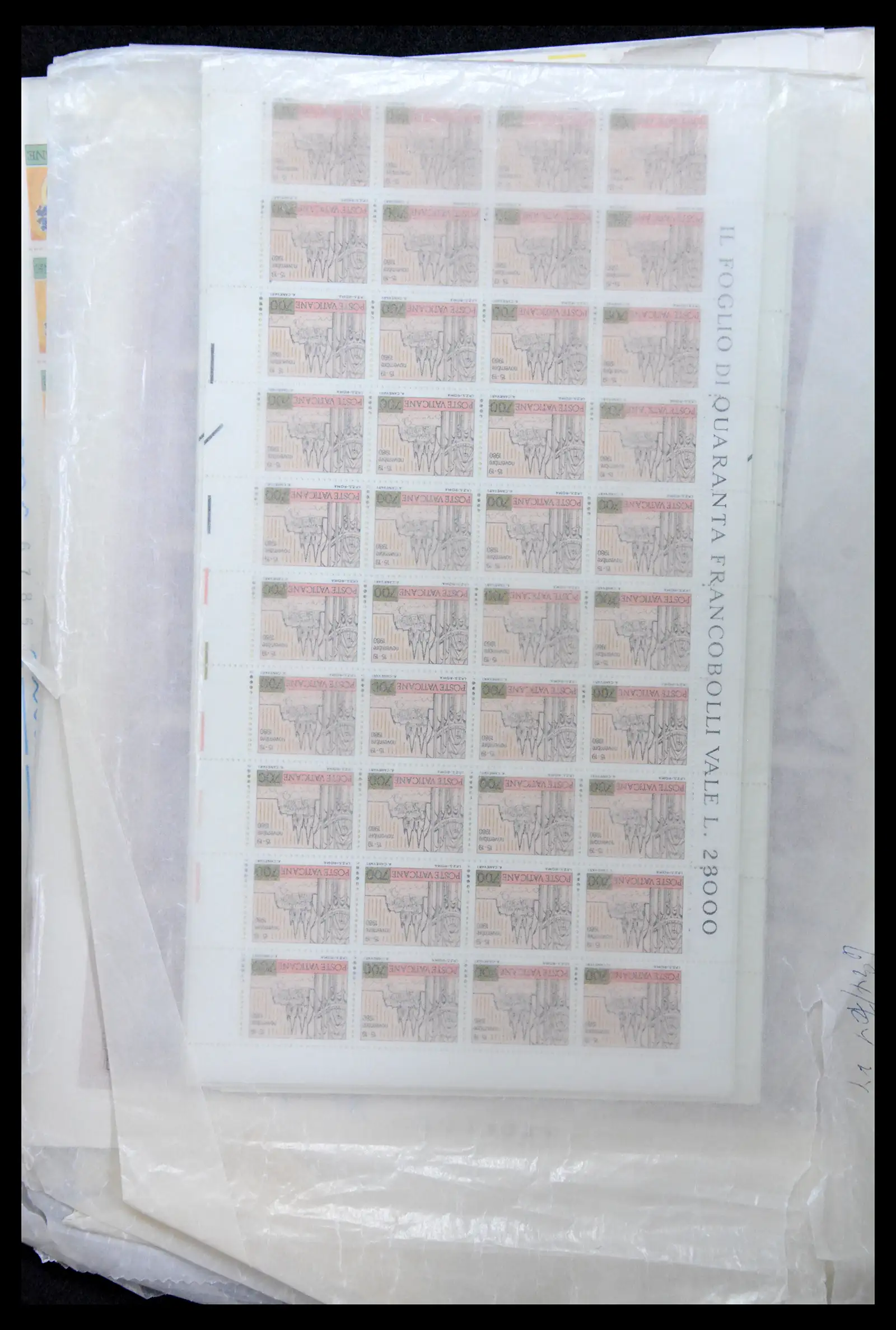 39182 0024 - Stamp collection 39182 Vaticaan 1929-2010.