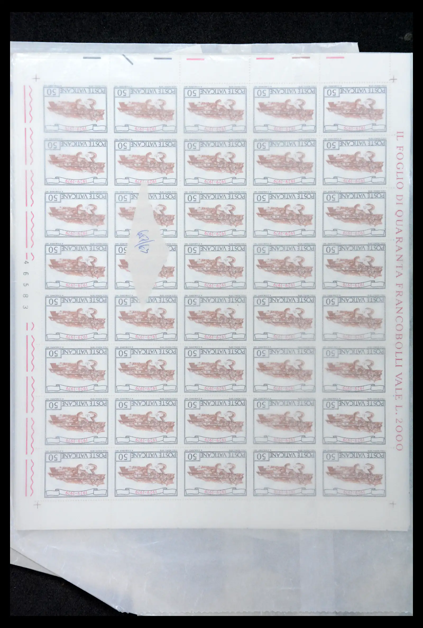 39182 0030 - Stamp collection 39182 Vaticaan 1929-2010.