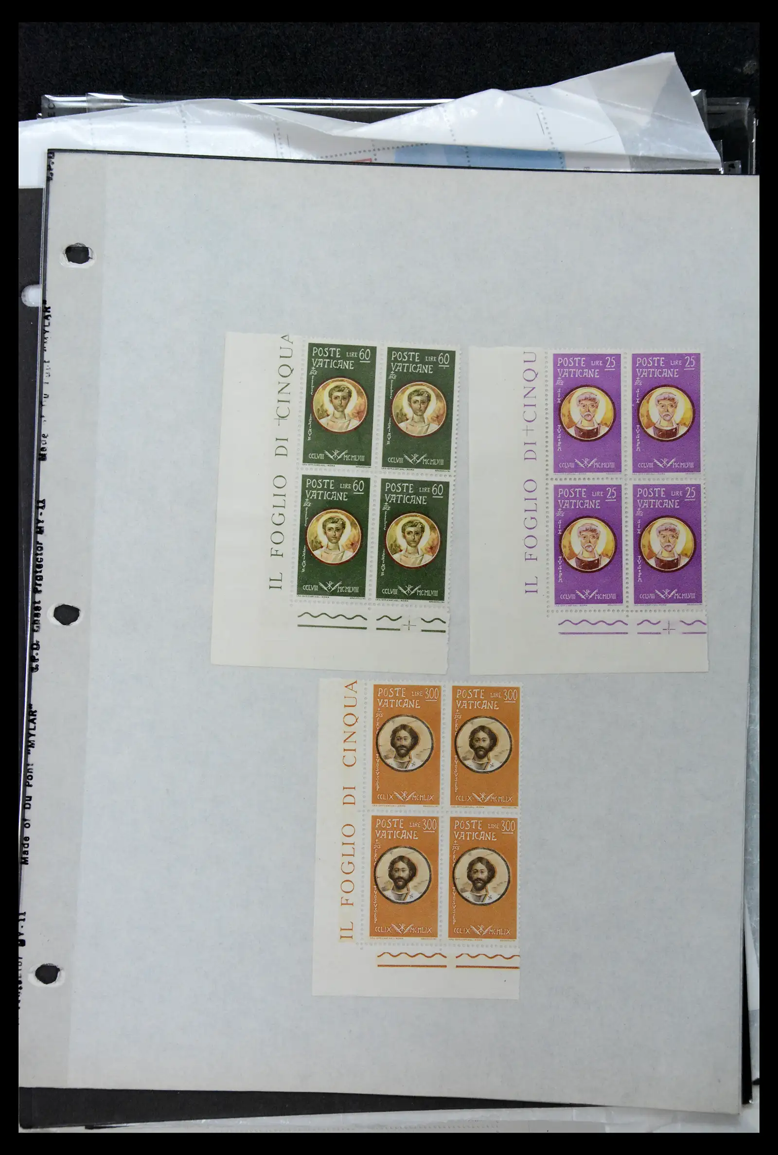 39182 0033 - Stamp collection 39182 Vaticaan 1929-2010.
