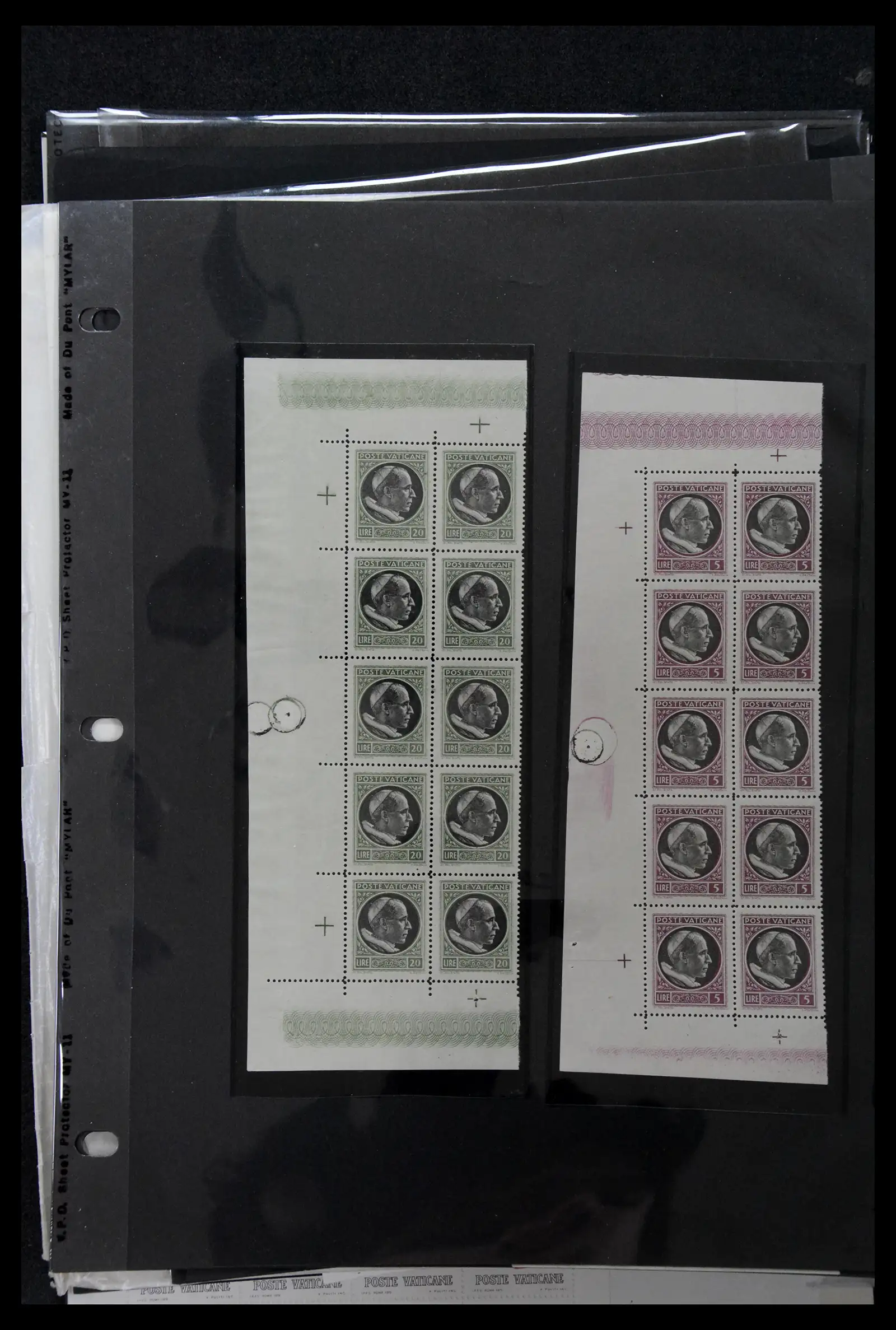 39182 0039 - Stamp collection 39182 Vaticaan 1929-2010.