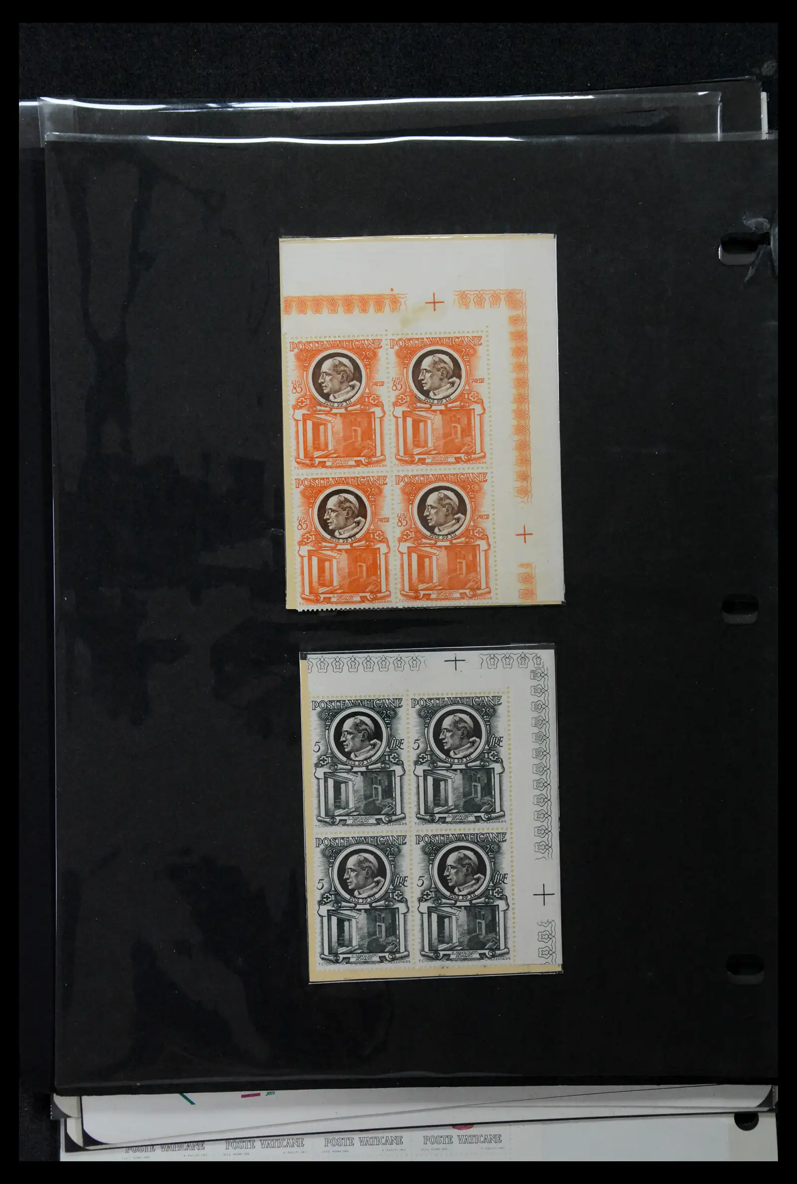 39182 0045 - Stamp collection 39182 Vaticaan 1929-2010.