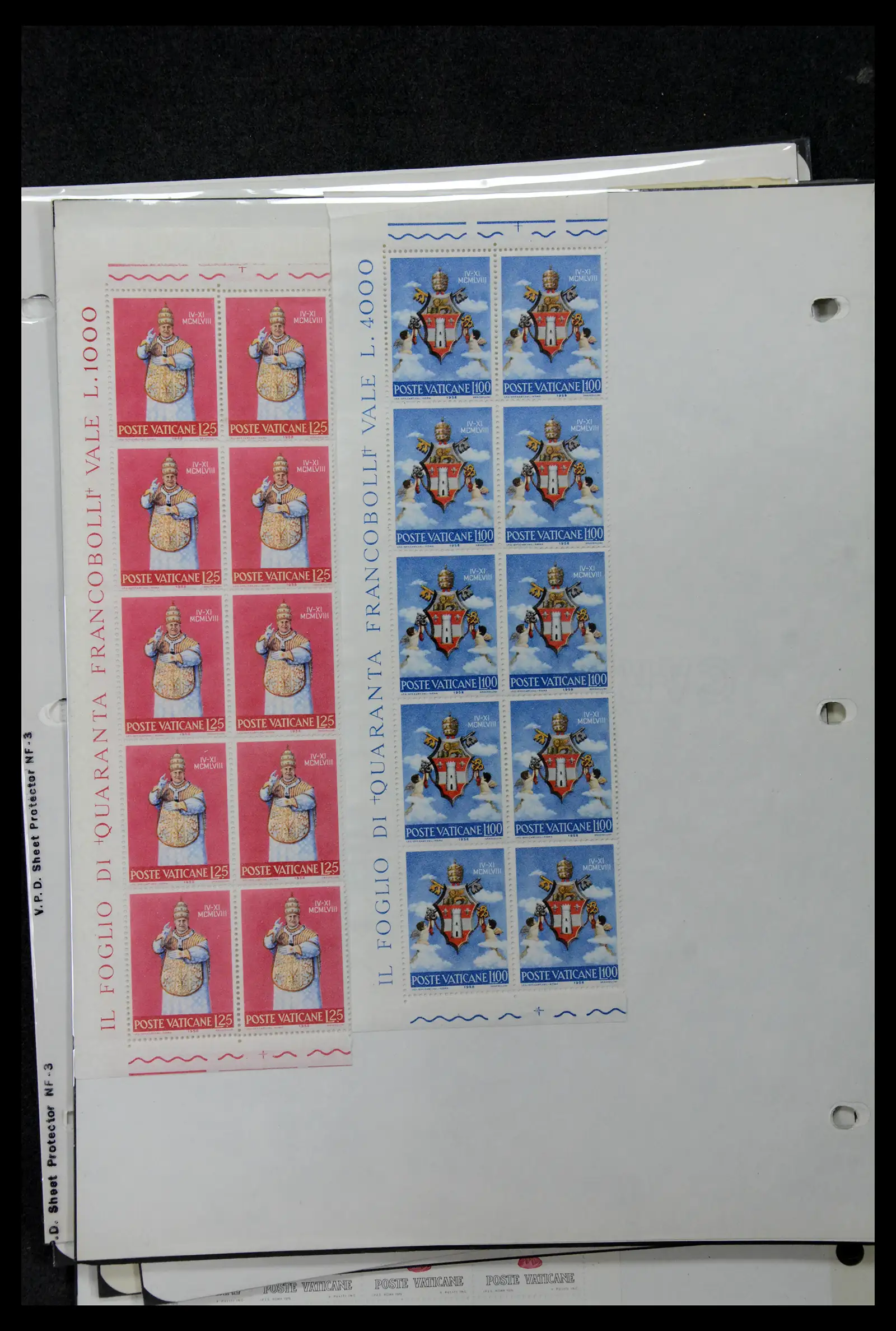 39182 0051 - Stamp collection 39182 Vaticaan 1929-2010.