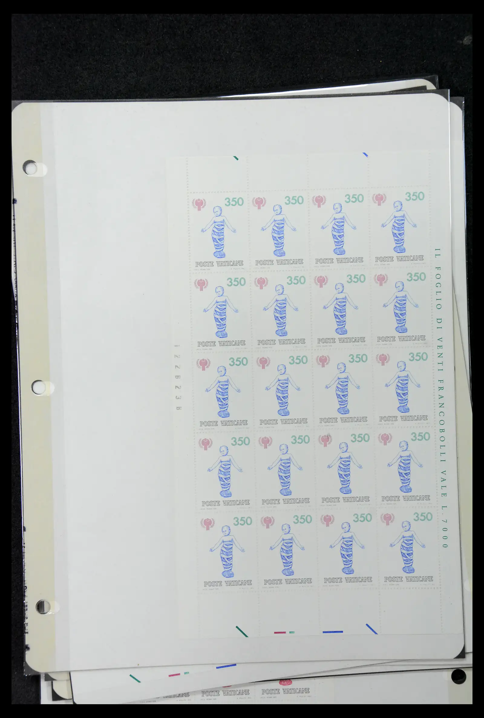 39182 0054 - Stamp collection 39182 Vaticaan 1929-2010.
