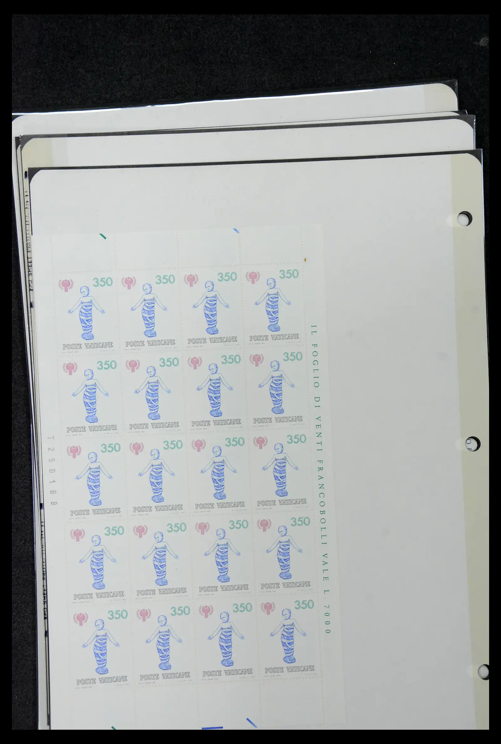 39182 0055 - Stamp collection 39182 Vaticaan 1929-2010.
