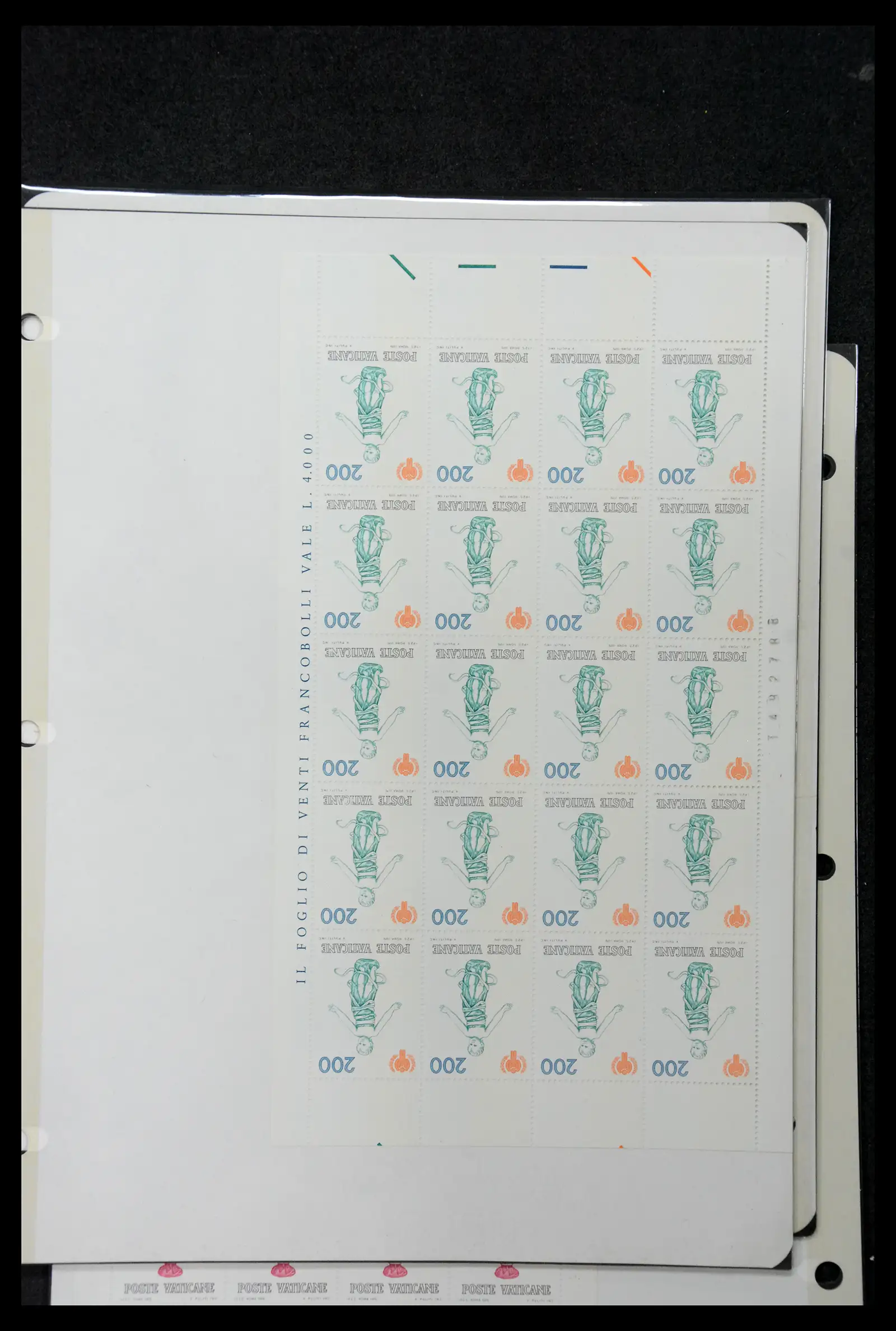 39182 0058 - Stamp collection 39182 Vaticaan 1929-2010.