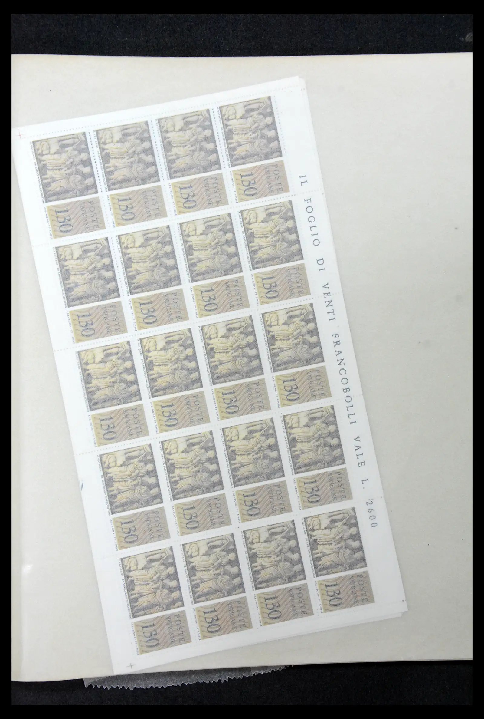 39182 0085 - Stamp collection 39182 Vaticaan 1929-2010.