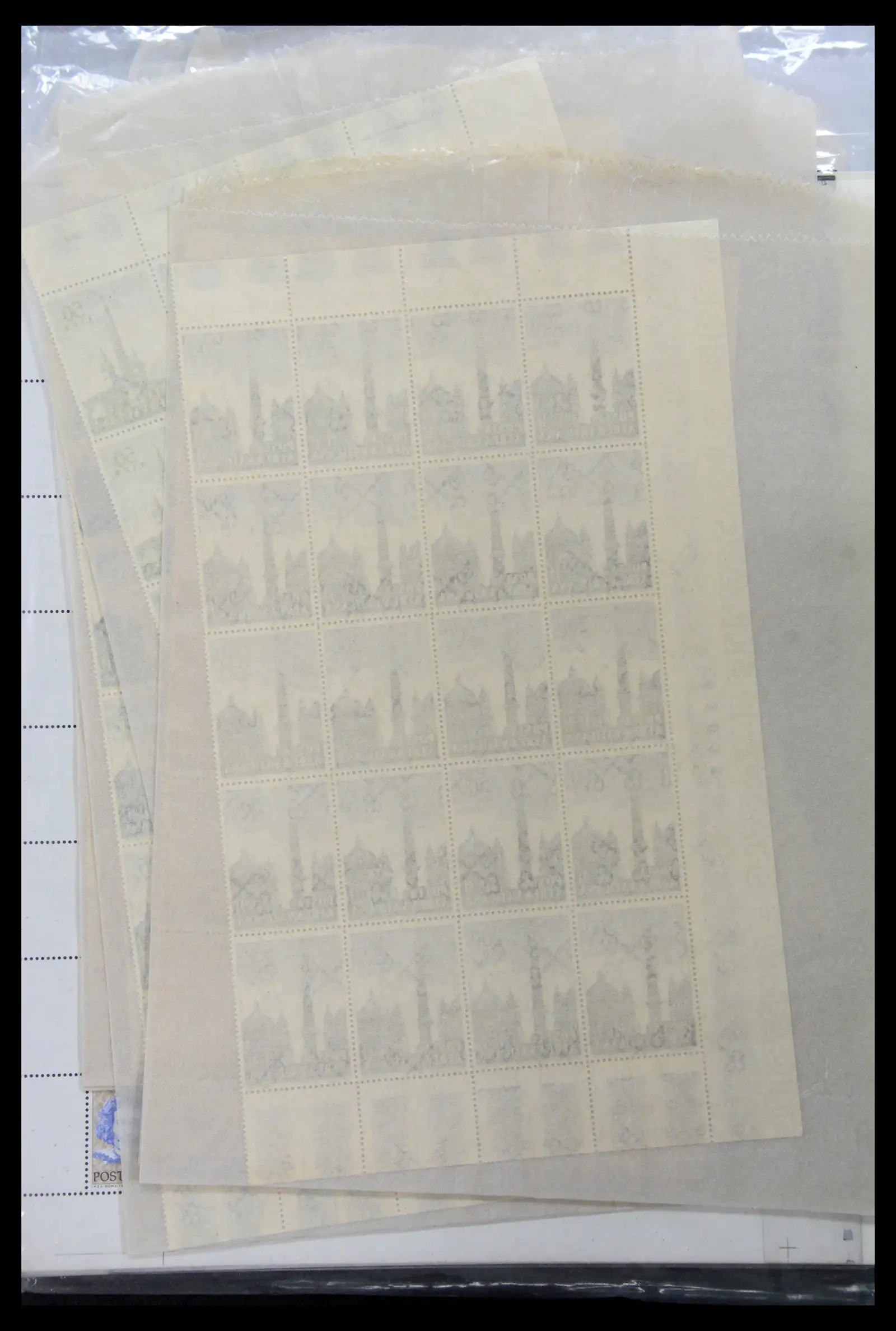 39182 0091 - Stamp collection 39182 Vaticaan 1929-2010.