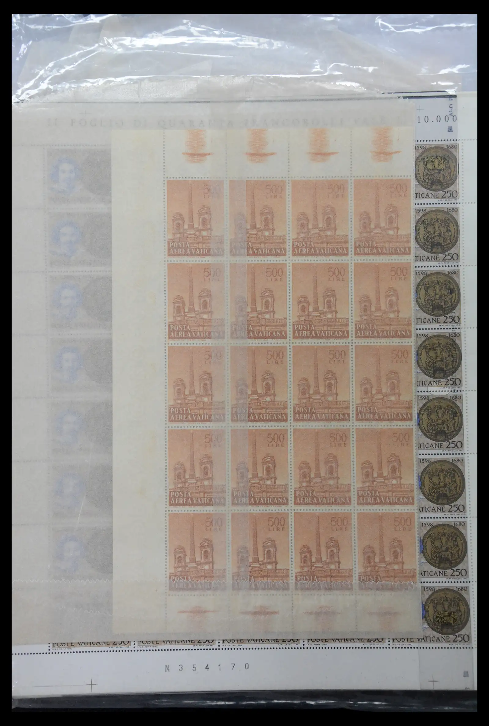 39182 0096 - Stamp collection 39182 Vaticaan 1929-2010.