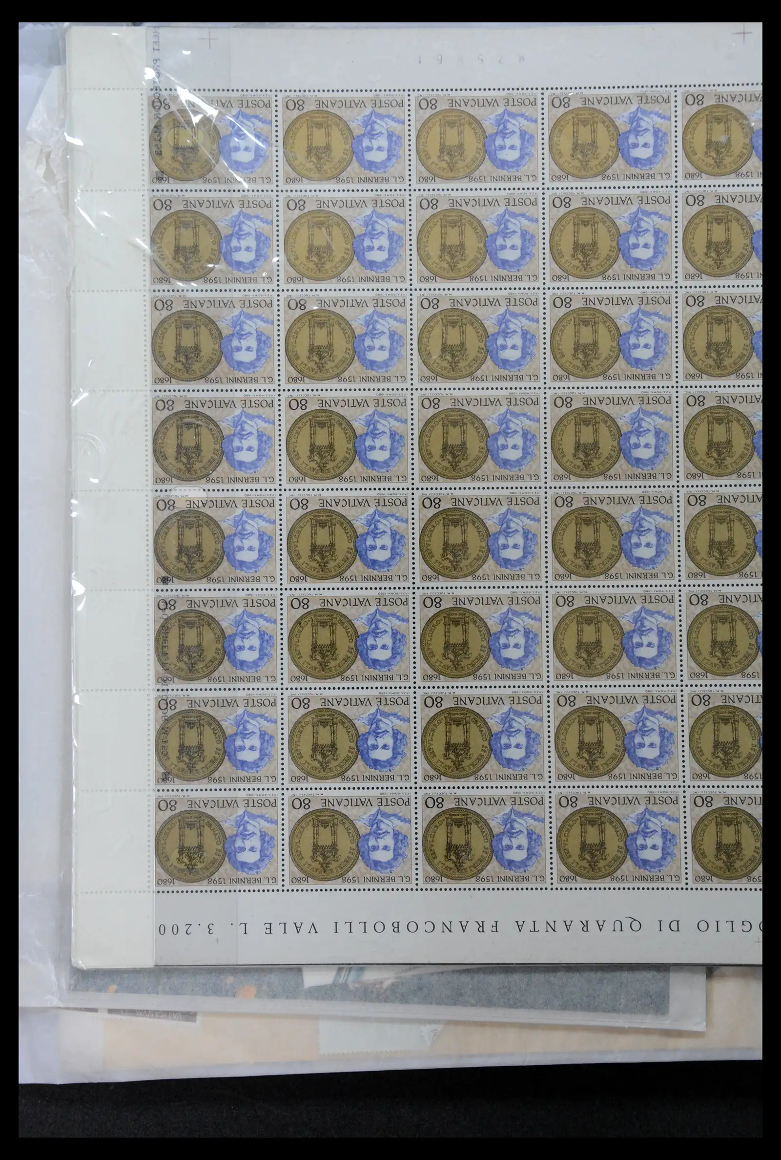 39182 0099 - Stamp collection 39182 Vaticaan 1929-2010.