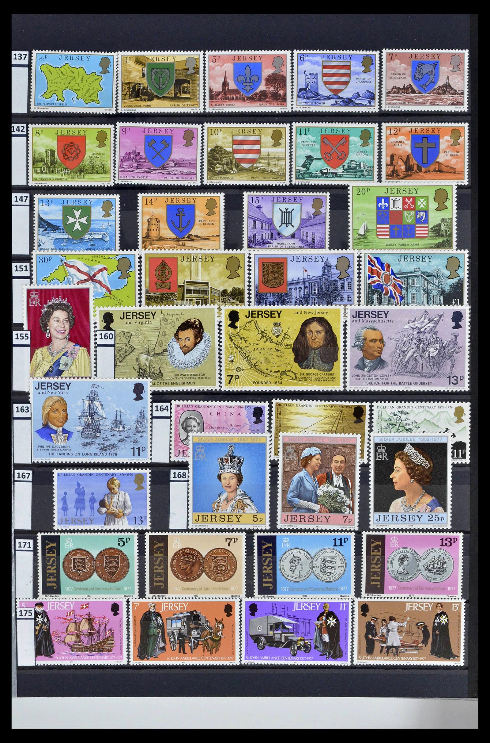 39197 0005 - Postzegelverzameling 39197 Kanaaleilanden 1941-2015.