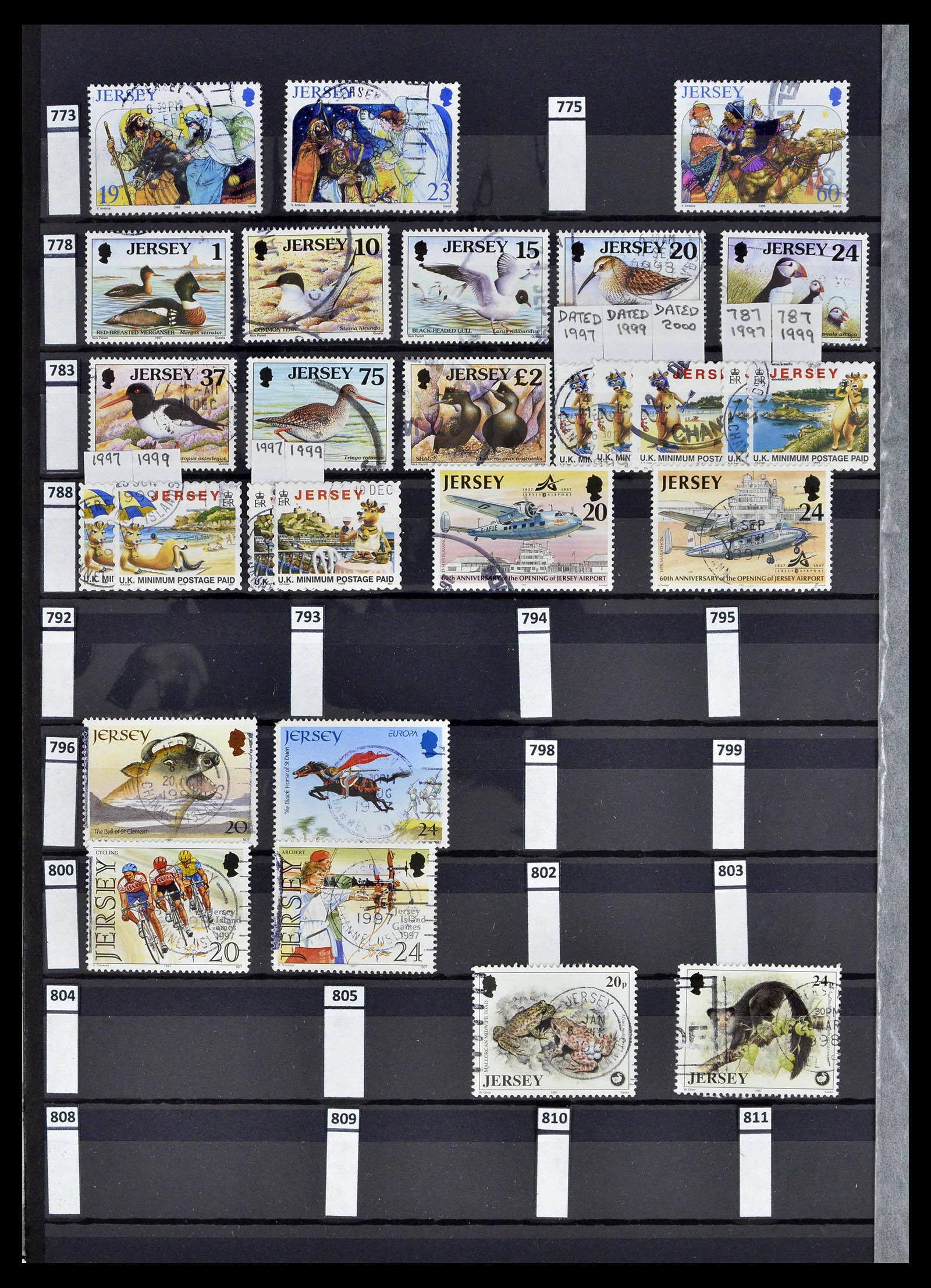 39197 0022 - Postzegelverzameling 39197 Kanaaleilanden 1941-2015.