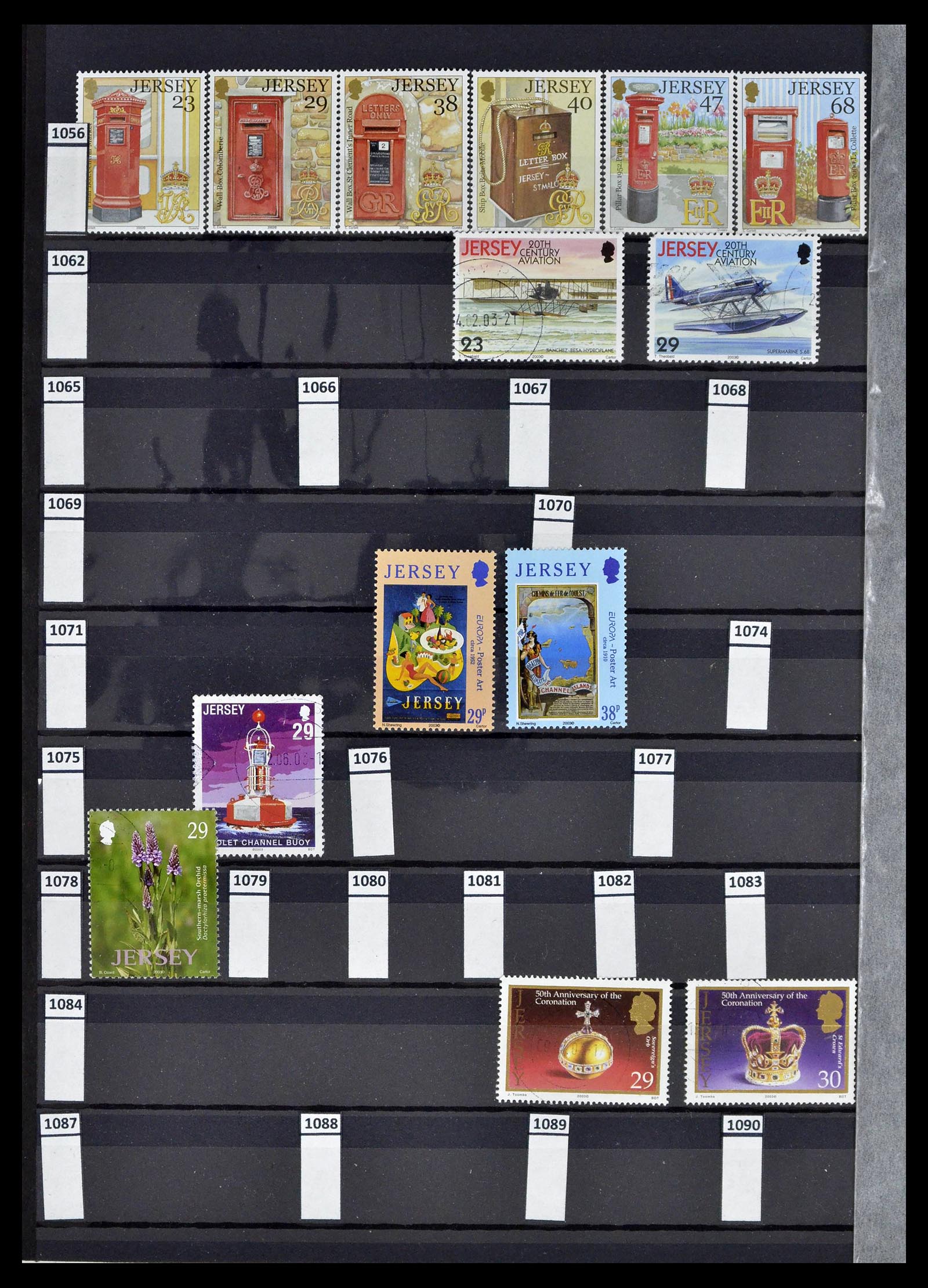 39197 0030 - Postzegelverzameling 39197 Kanaaleilanden 1941-2015.