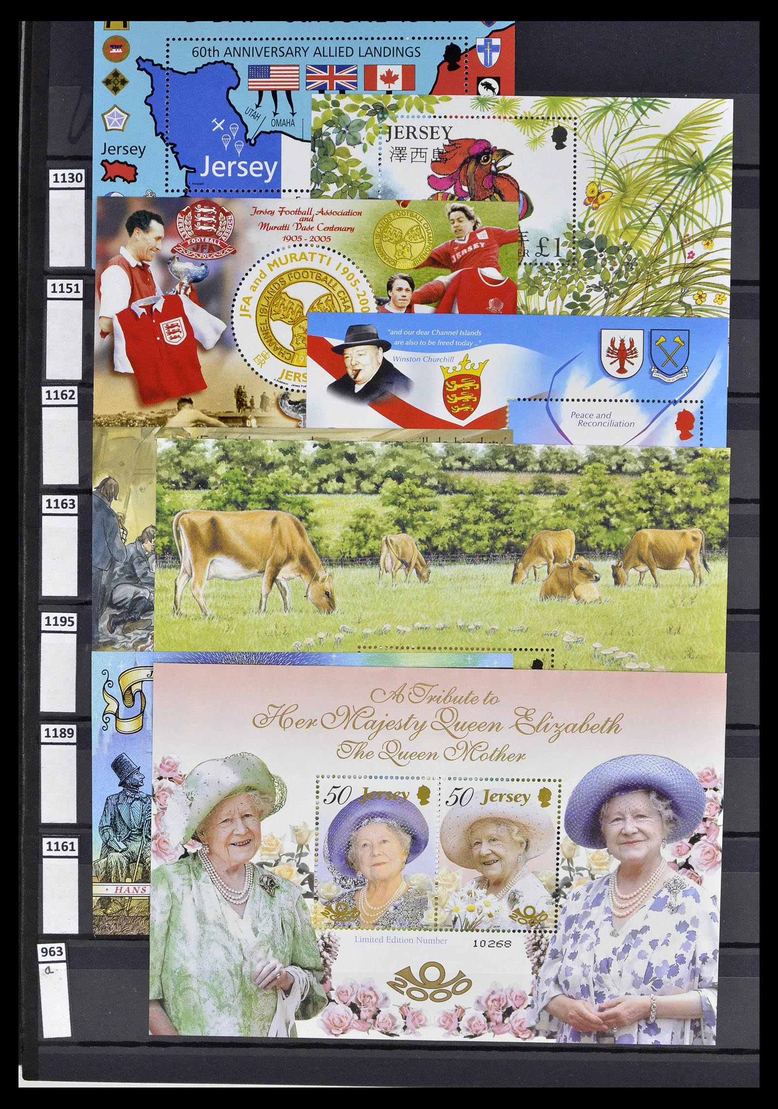 39197 0052 - Postzegelverzameling 39197 Kanaaleilanden 1941-2015.