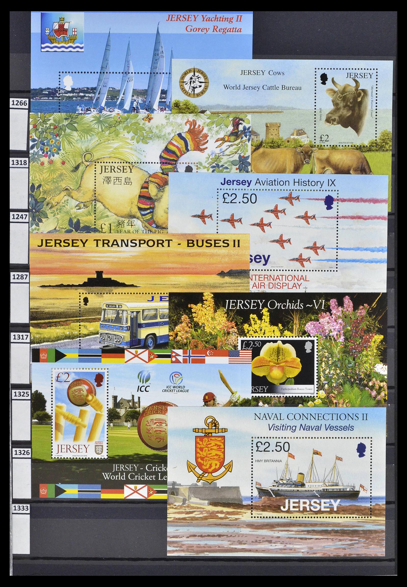 39197 0053 - Postzegelverzameling 39197 Kanaaleilanden 1941-2015.