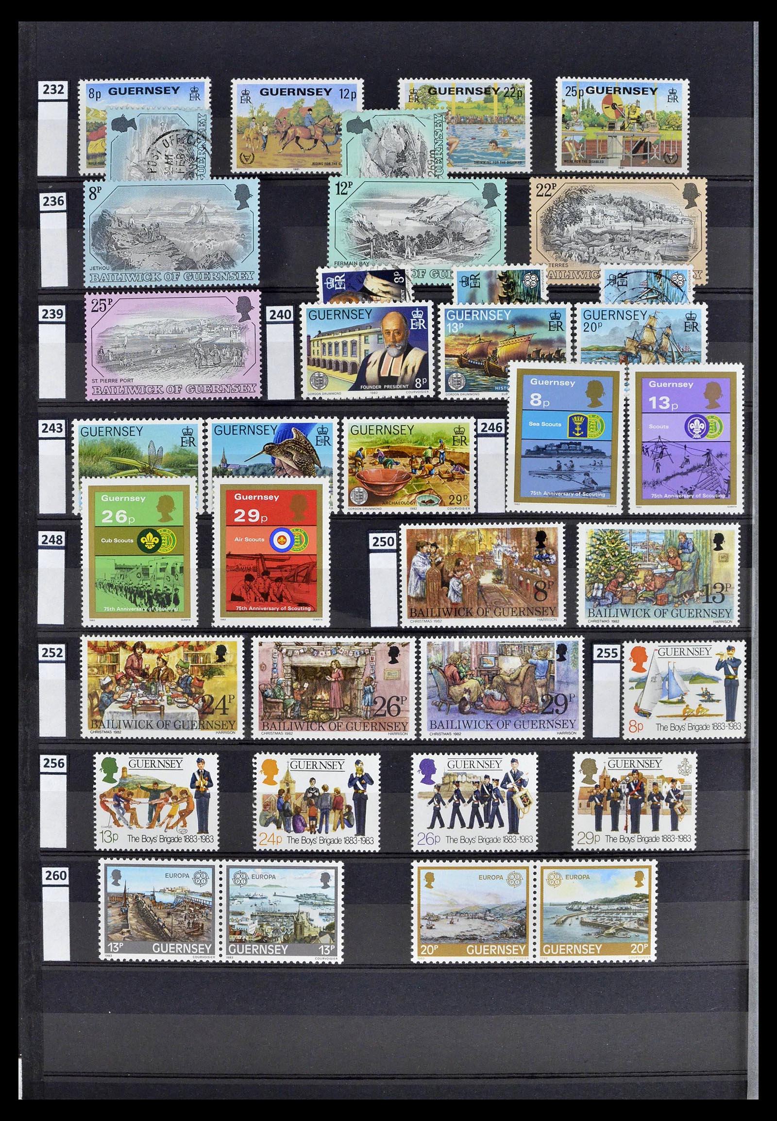 39197 0064 - Postzegelverzameling 39197 Kanaaleilanden 1941-2015.