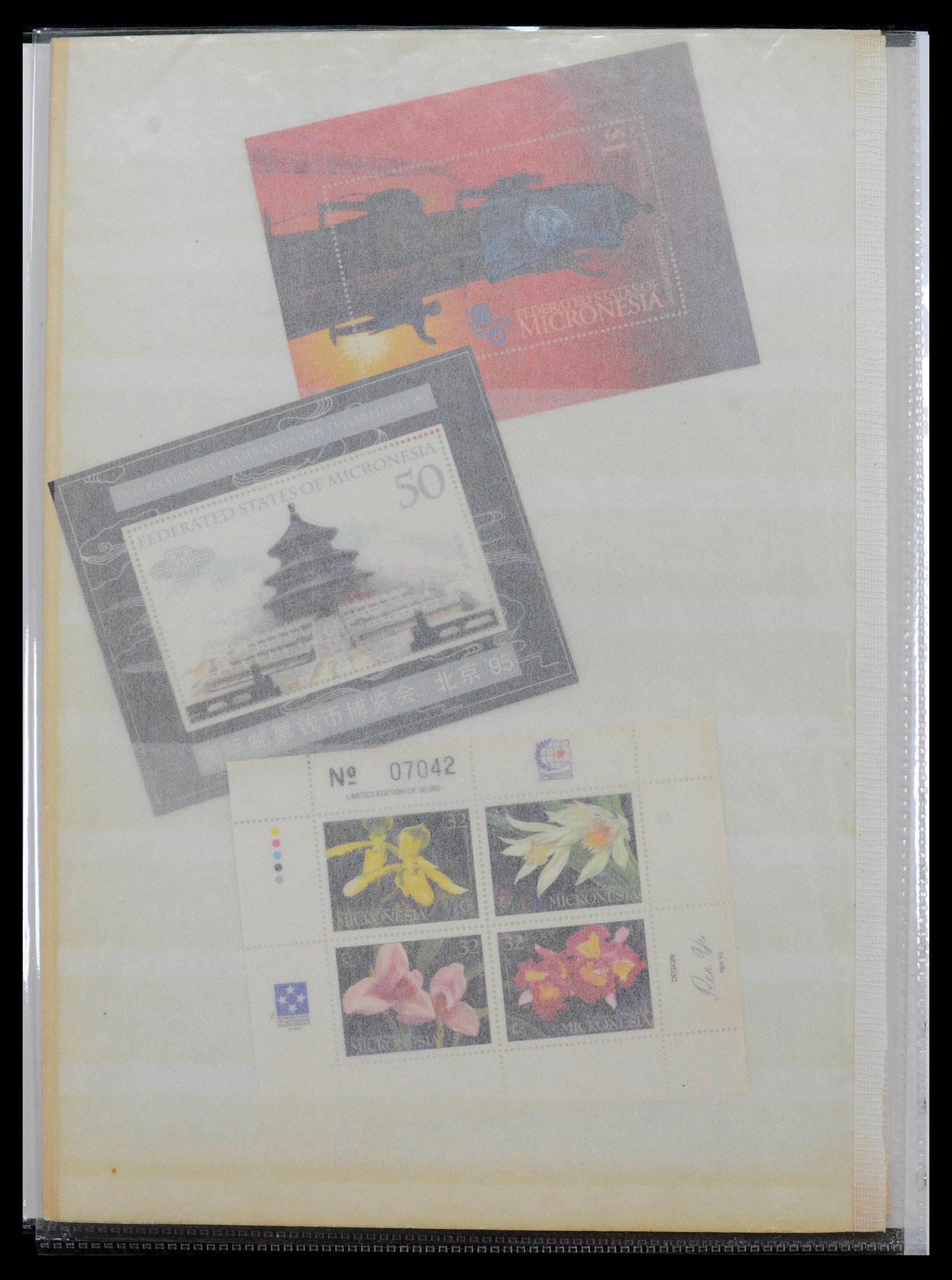 39222 0111 - Stamp collection 39222 Palau, Micronesia and Marshall islands 1980-1995.