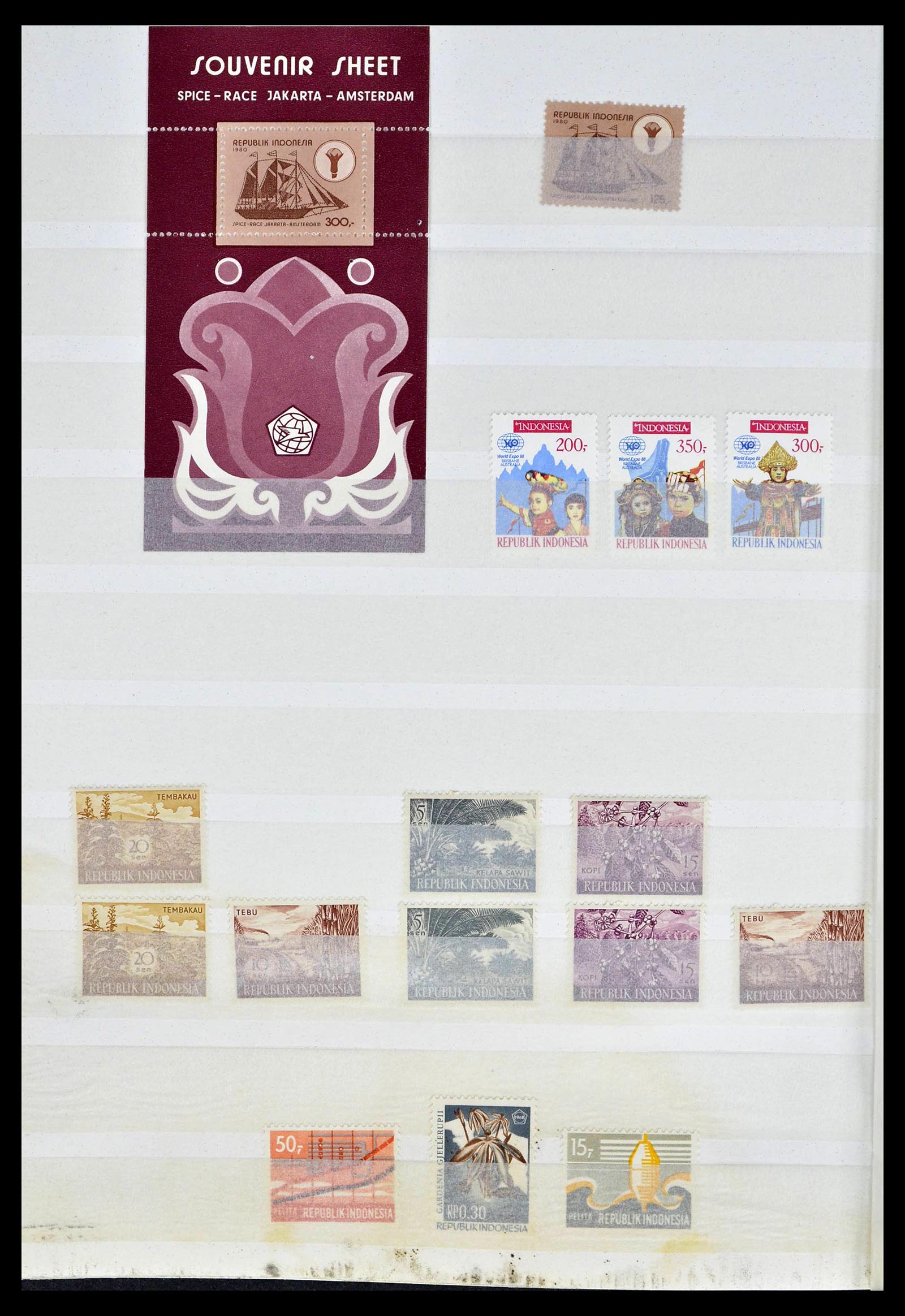 39244 0029 - Postzegelverzameling 39244 Indonesië 1950-2003.