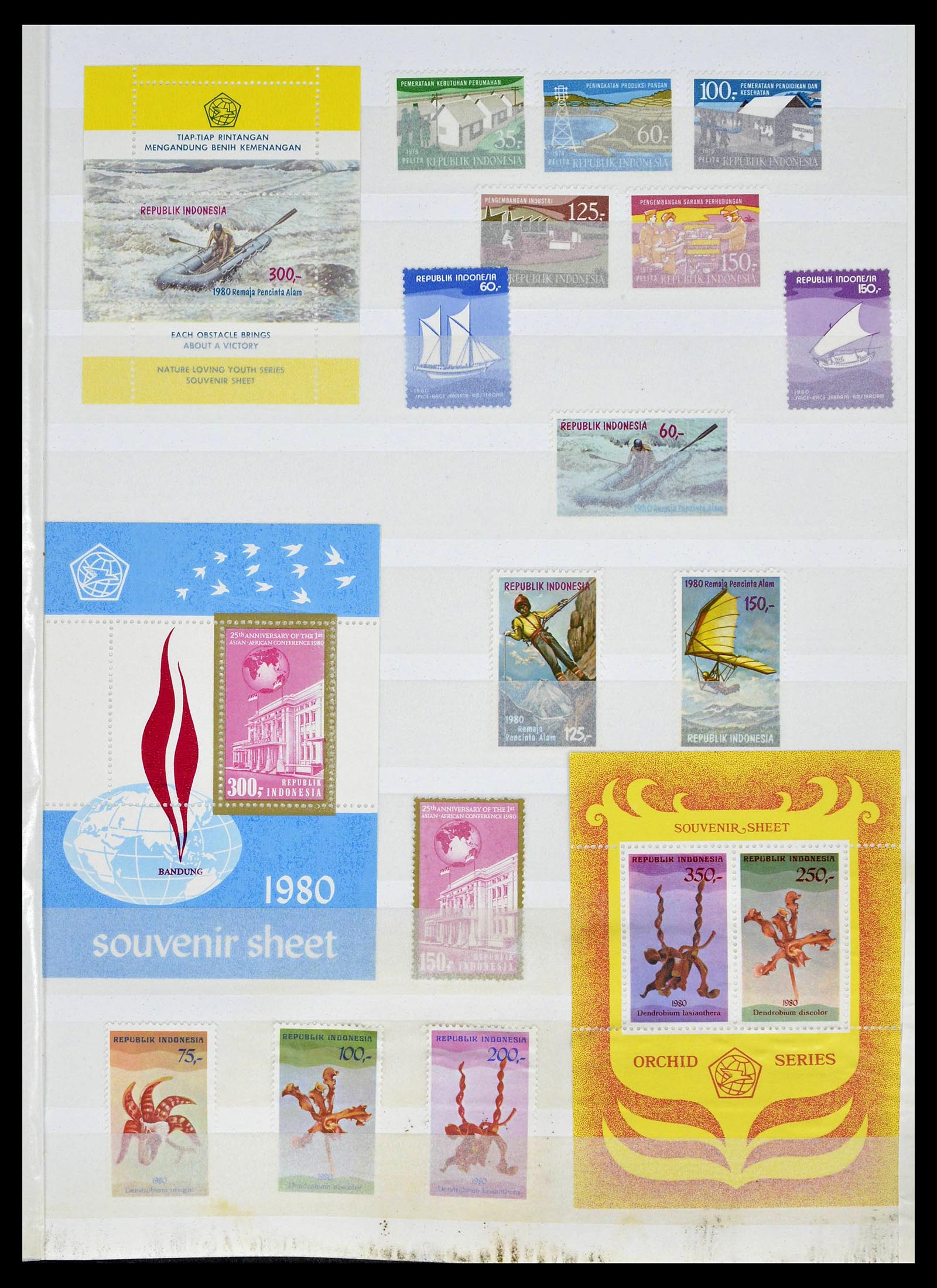 39244 0030 - Postzegelverzameling 39244 Indonesië 1950-2003.