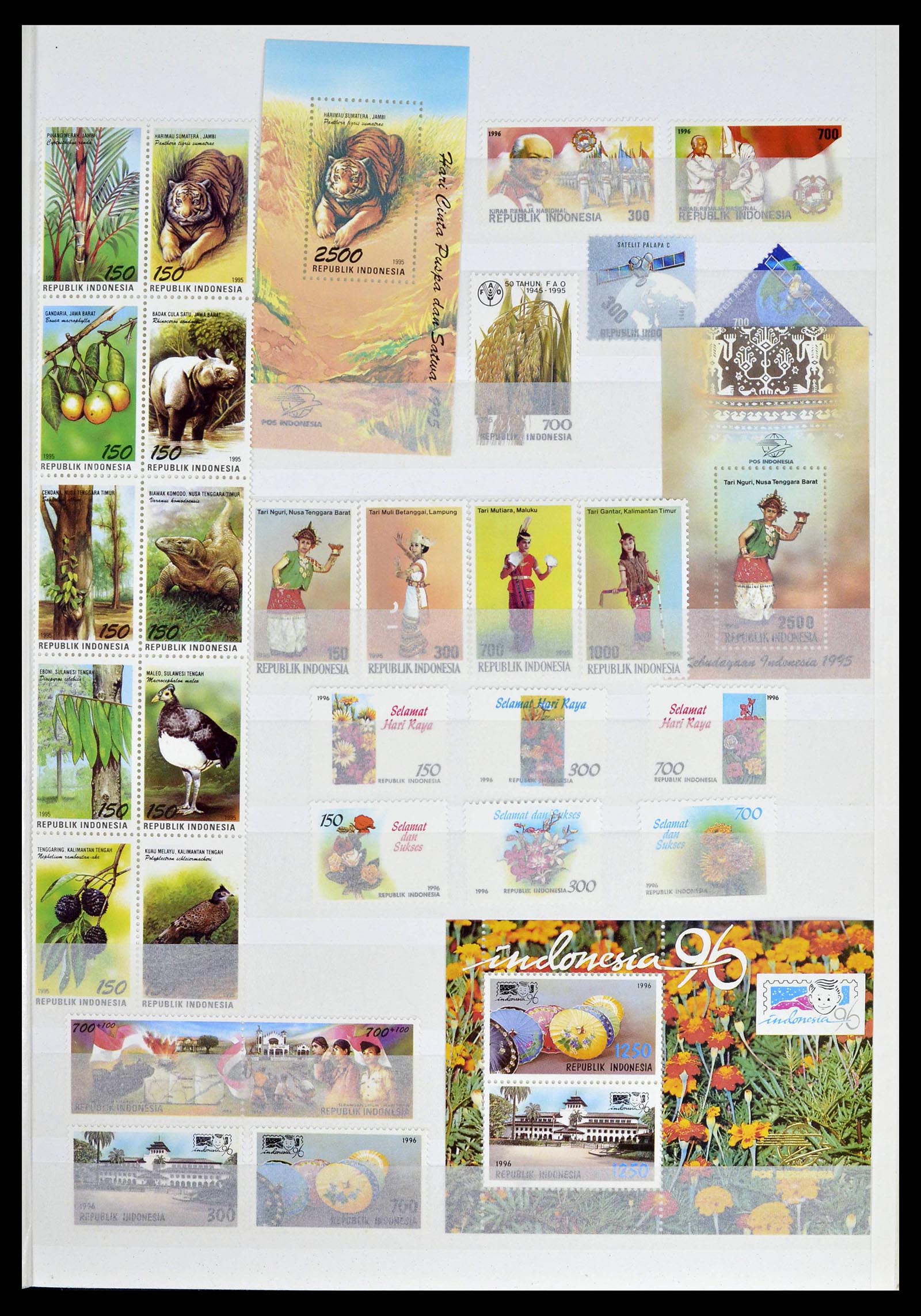 39244 0054 - Postzegelverzameling 39244 Indonesië 1950-2003.